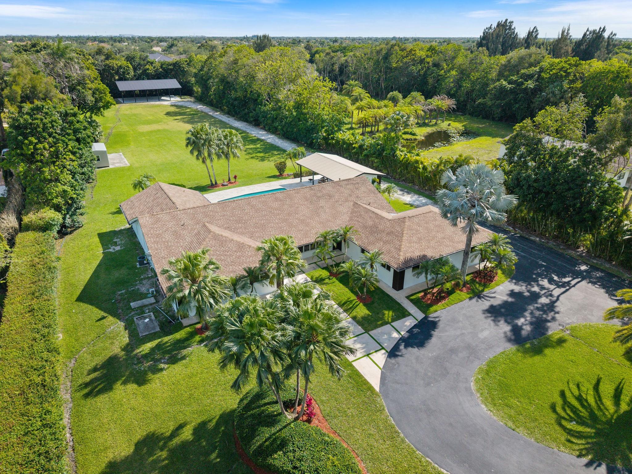 Photo for 13900 Mustang Trail, Southwest Ranches, FL 33330 - Listing #FX-10531292 13900 Mustang Trail, Southwest Ranches, FL 33330