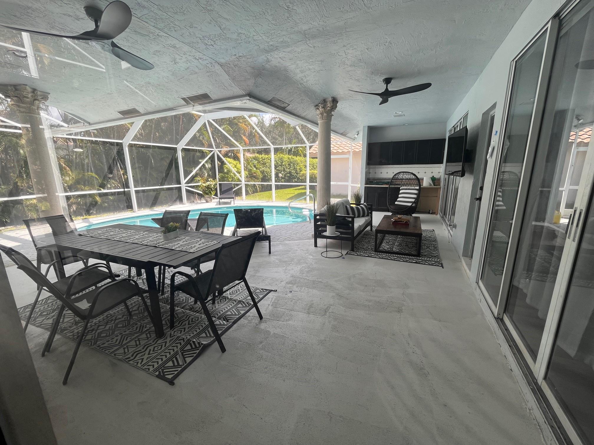 12499 Classic Drive, Coral Springs, FL 33071