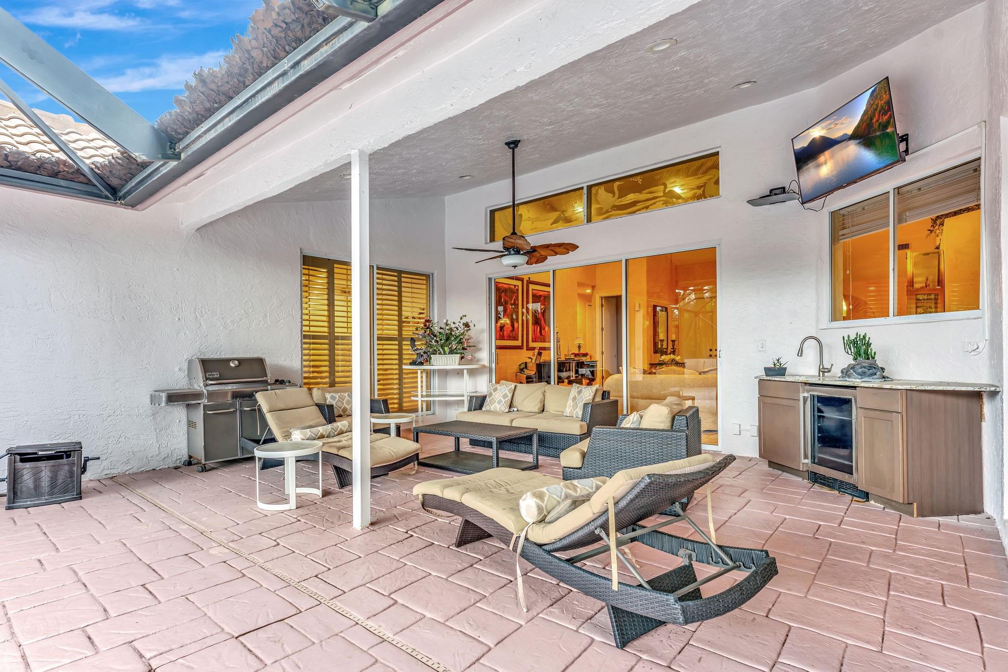 12055 Classic Drive, Coral Springs, FL 33071