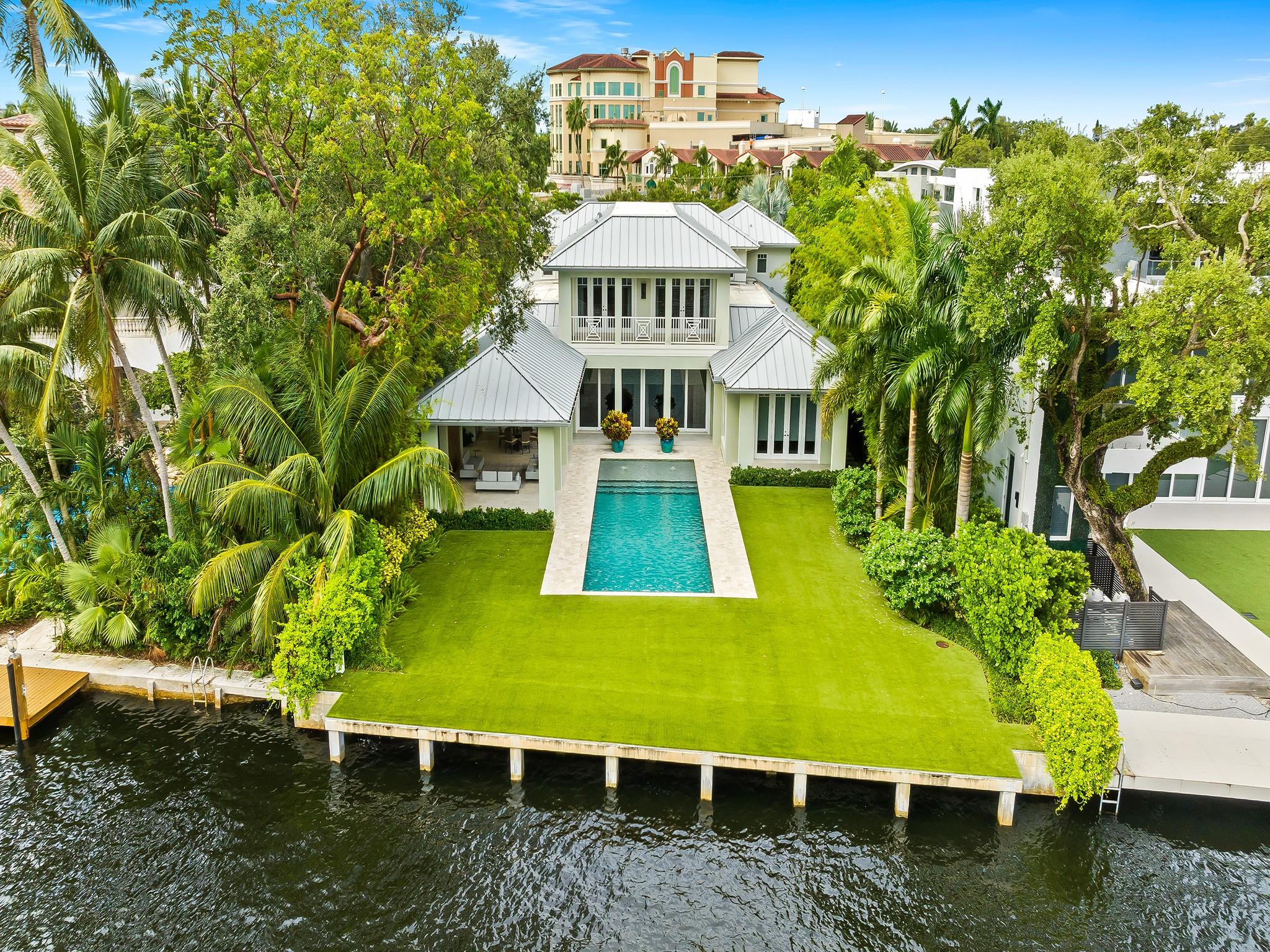 1110 SE 4th Street, Fort Lauderdale, FL 33301