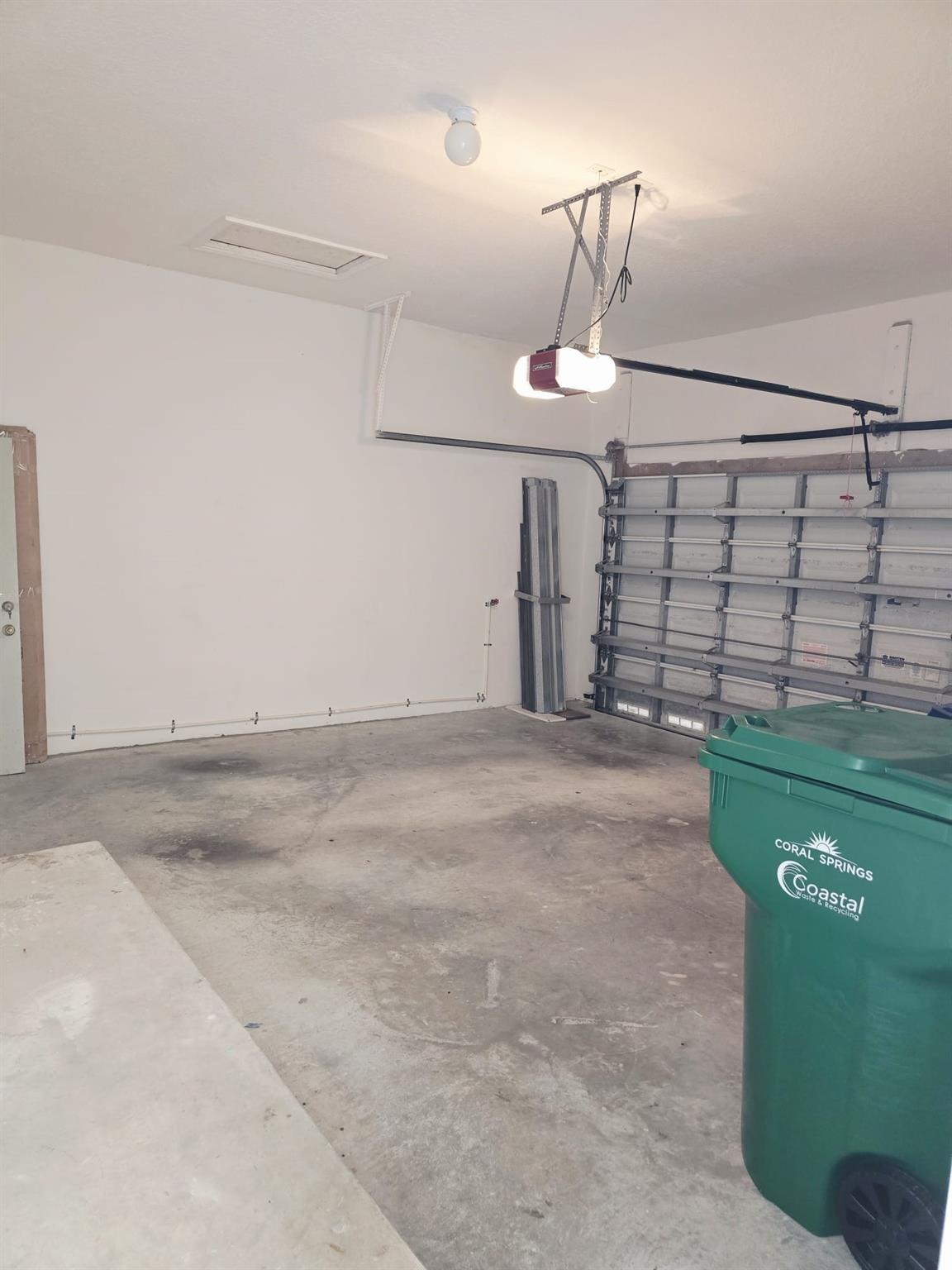 10589 NW 56th Place, Coral Springs, FL 33076