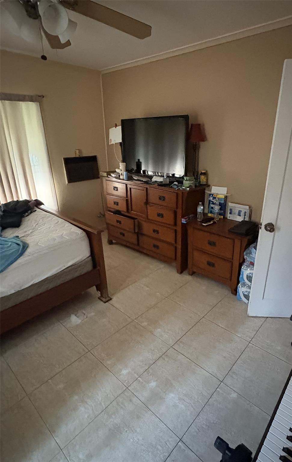 10335 NW 26th Avenue, Miami, FL 33147