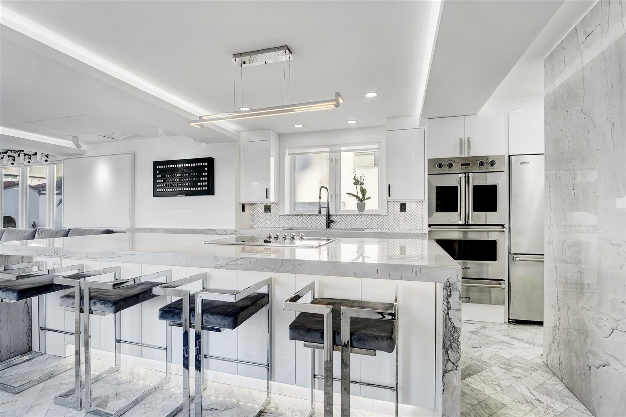 124 11th Street, Miami Beach, FL 33139