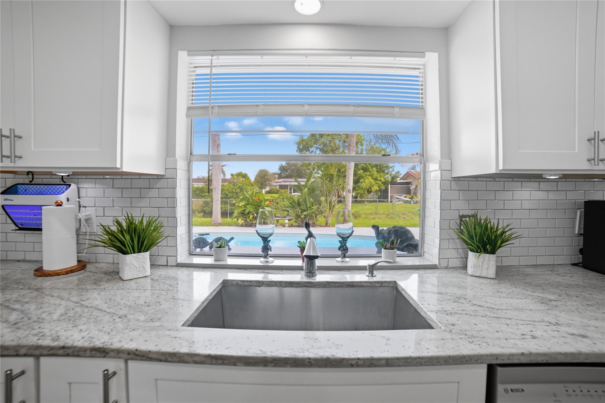 7505 NW 40th Place, Coral Springs, FL 33065