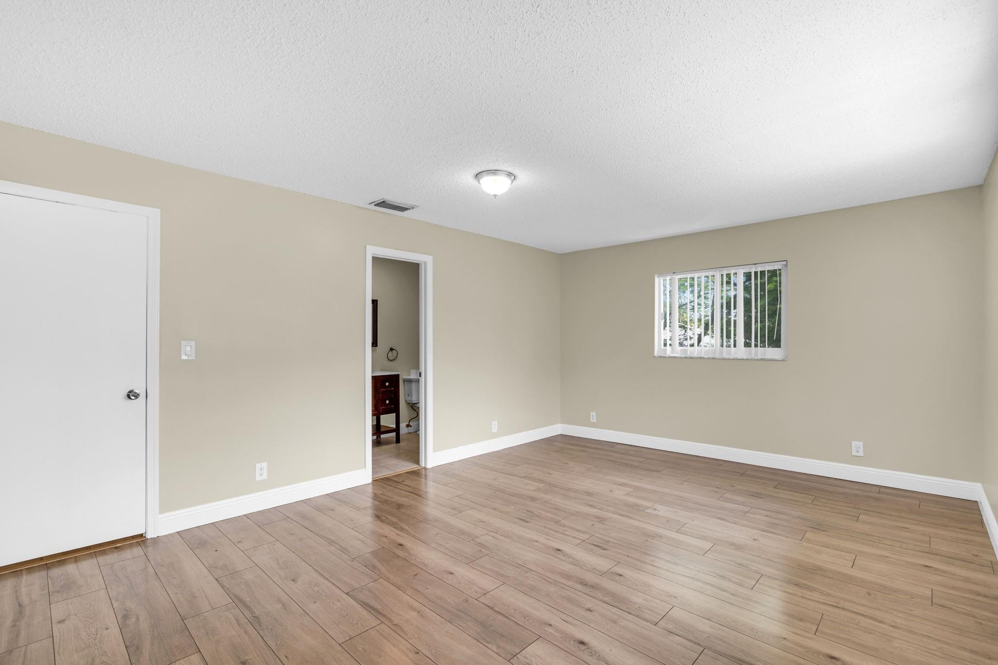 3981 NW 81st Terrace, Coral Springs, FL 33065