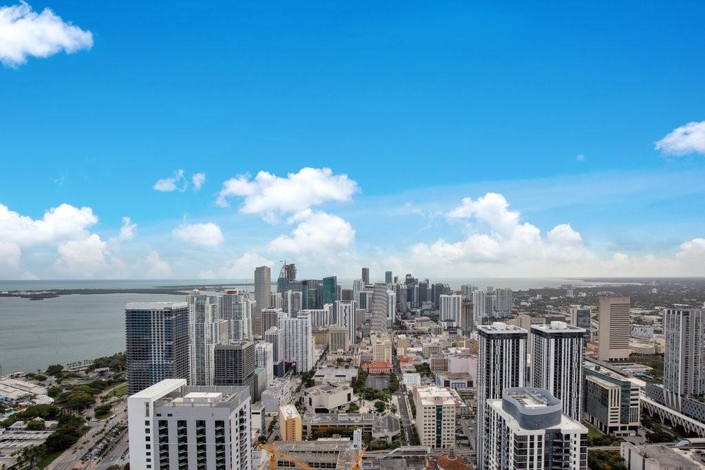 851 NE 1st Avenue 2202, Miami, FL 33132