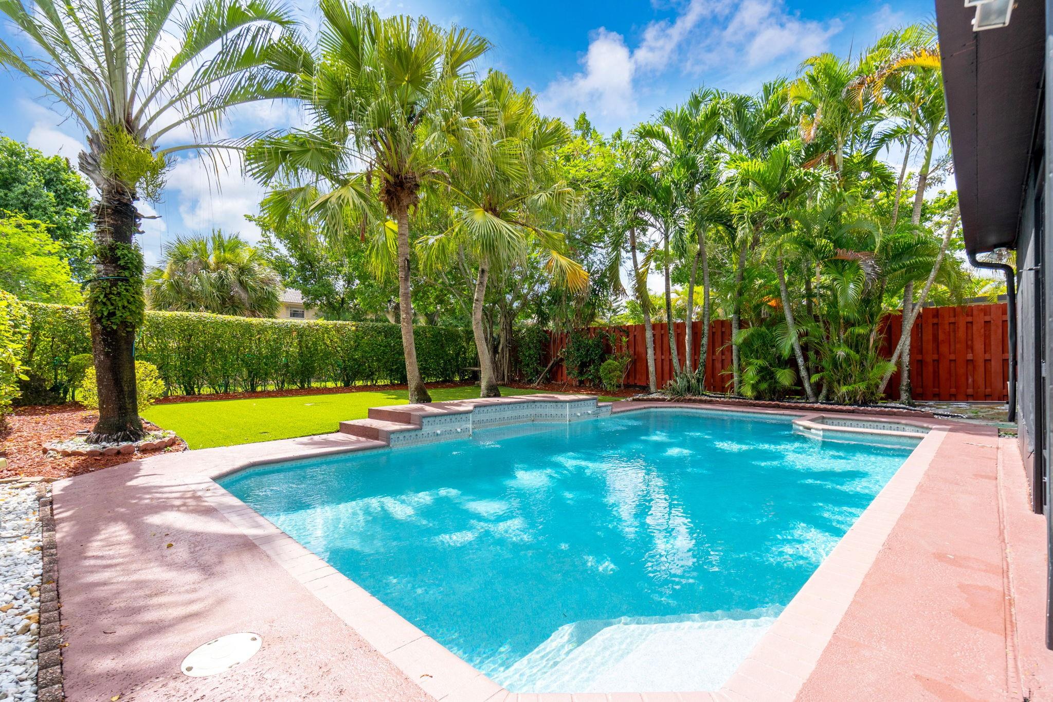 3981 NW 81st Terrace, Coral Springs, FL 33065