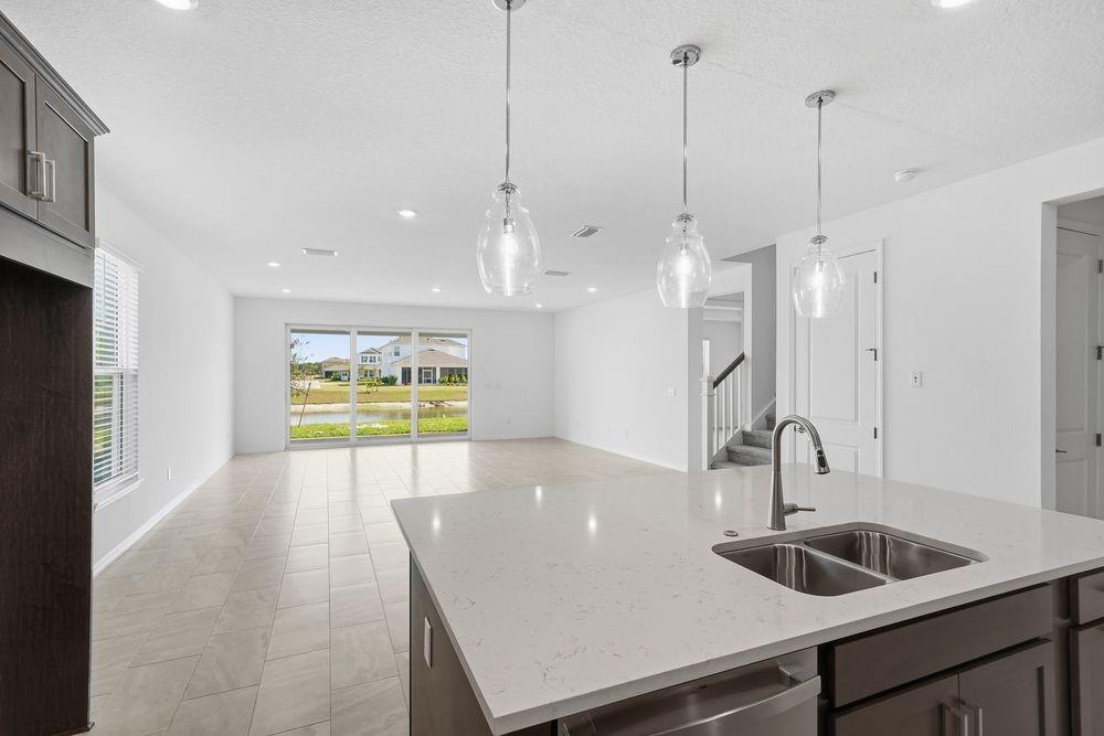 532 SE Ranch Oak Circle ~ Ready Now