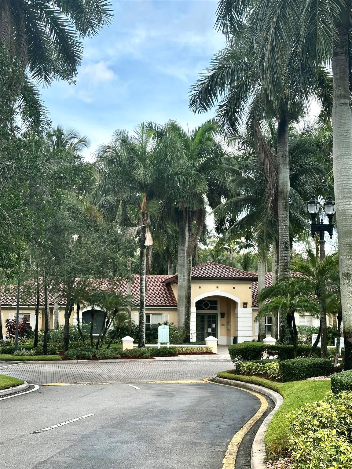 6500 W Sample Road 6500, Coral Springs, FL 33067