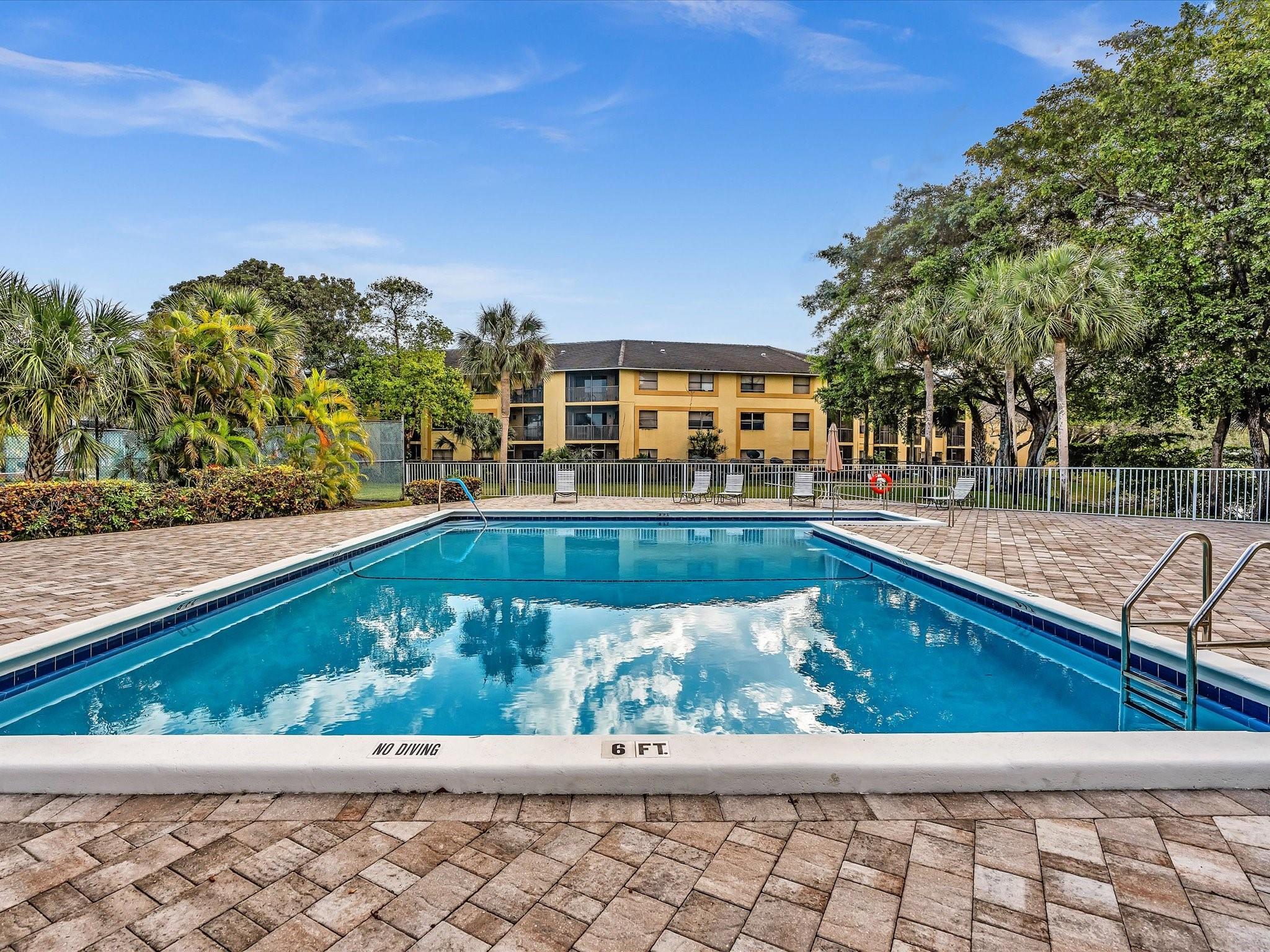 8911 NW 28th Drive E, Coral Springs, FL 33065