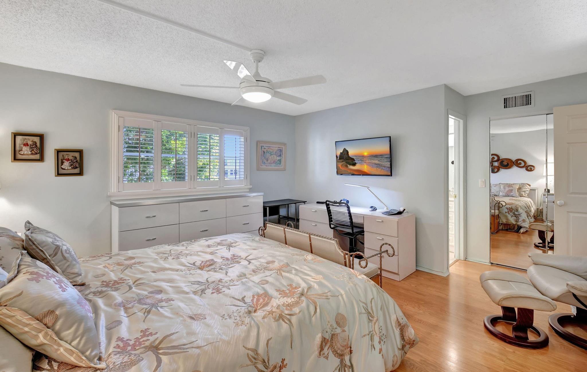 Photo for 2620 NE 1st Court, 311, Boynton Beach, FL 33435 - Listing #FX-10474605 2620 NE 1st Court, 311, Boynton Beach, FL 33435