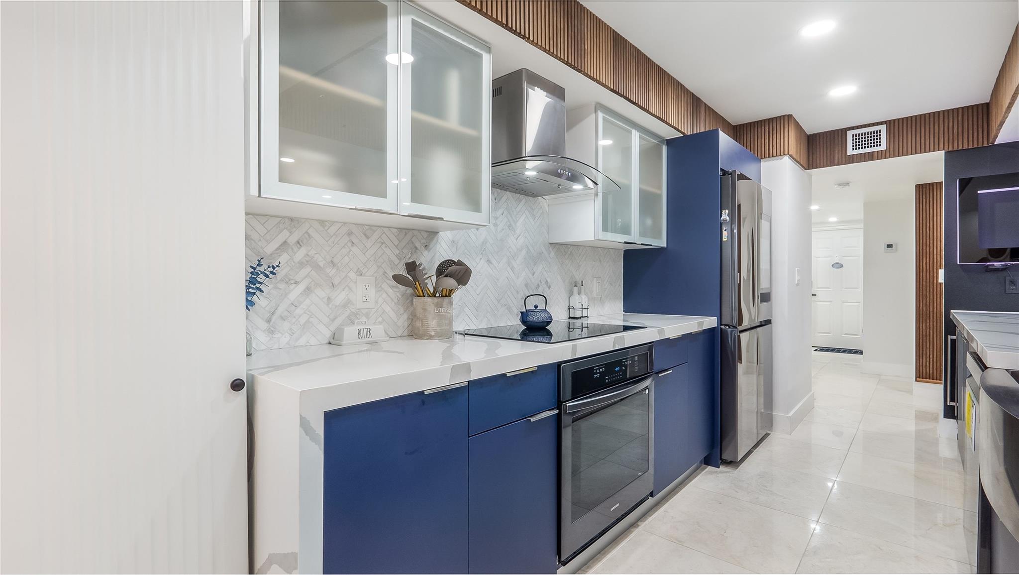 Photo for 1410 Sheridan Street, 7i, Hollywood, FL 33020 - Listing #FX-10526749 1410 Sheridan Street, 7i, Hollywood, FL 33020