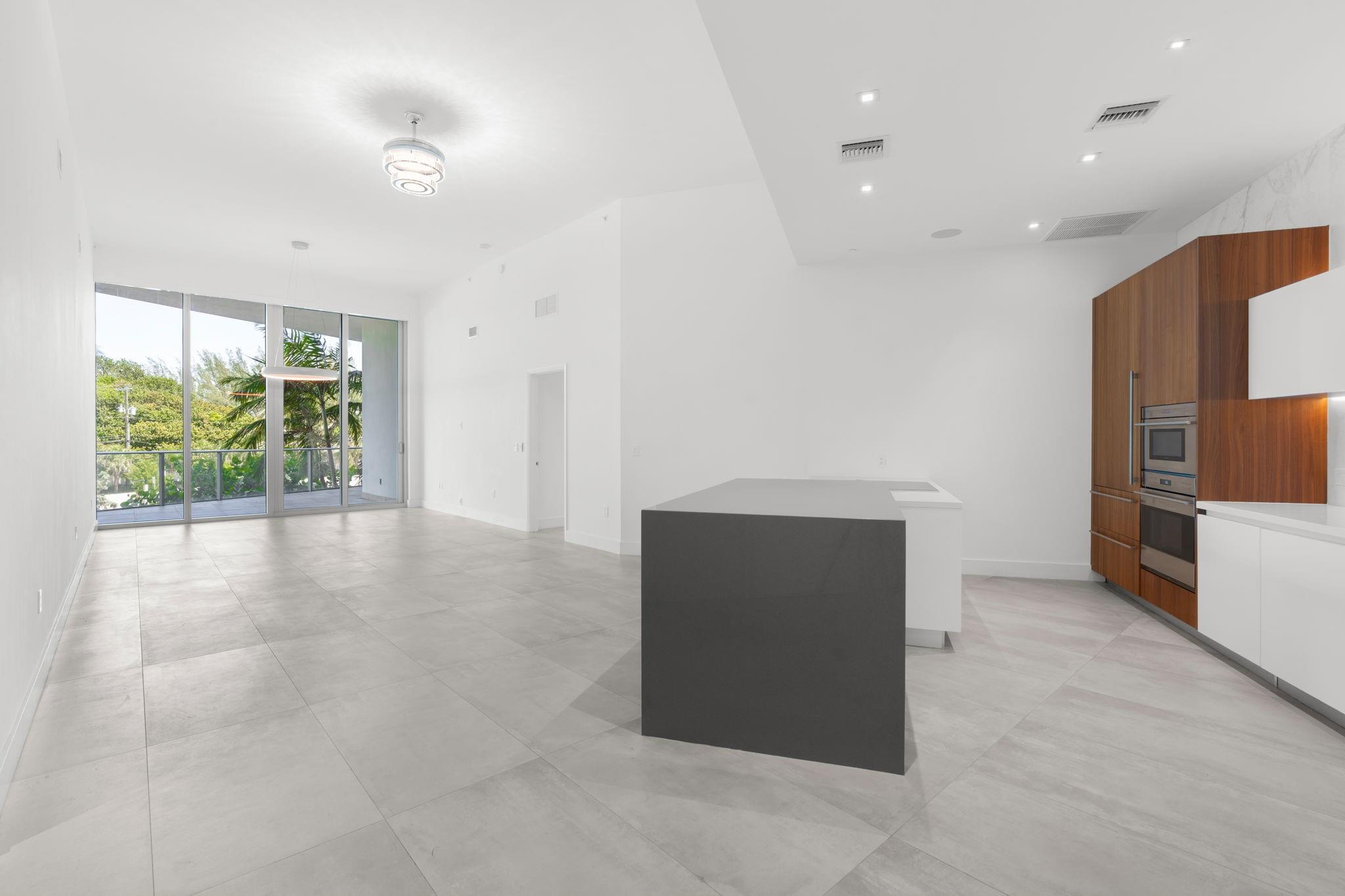 Photo for 701 N Fort Lauderdale Beach Boulevard, 214, Fort Lauderdale, FL 33304 - listing #FX-10533884 701 N Fort Lauderdale Beach Boulevard, 214, Fort Lauderdale, FL 33304