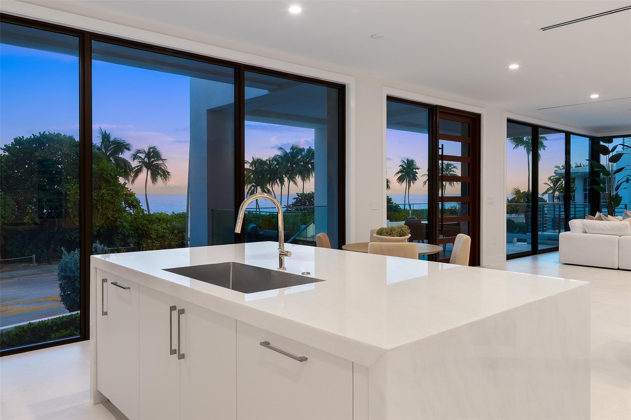 1813 N Fort Lauderdale Beach Boulevard, Fort Lauderdale, FL 33305