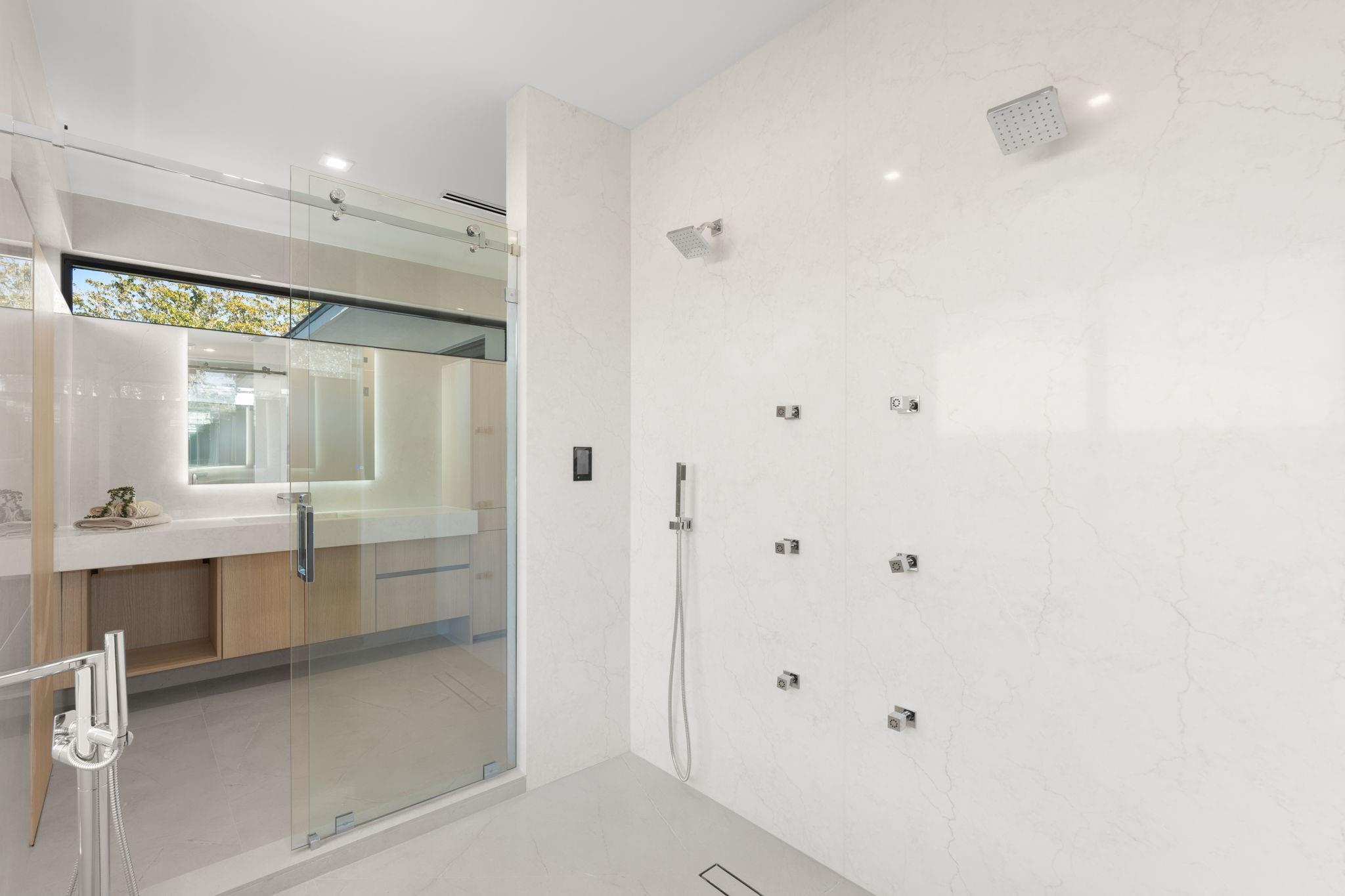 2035 Intracoastal Drive, Fort Lauderdale, FL 33305