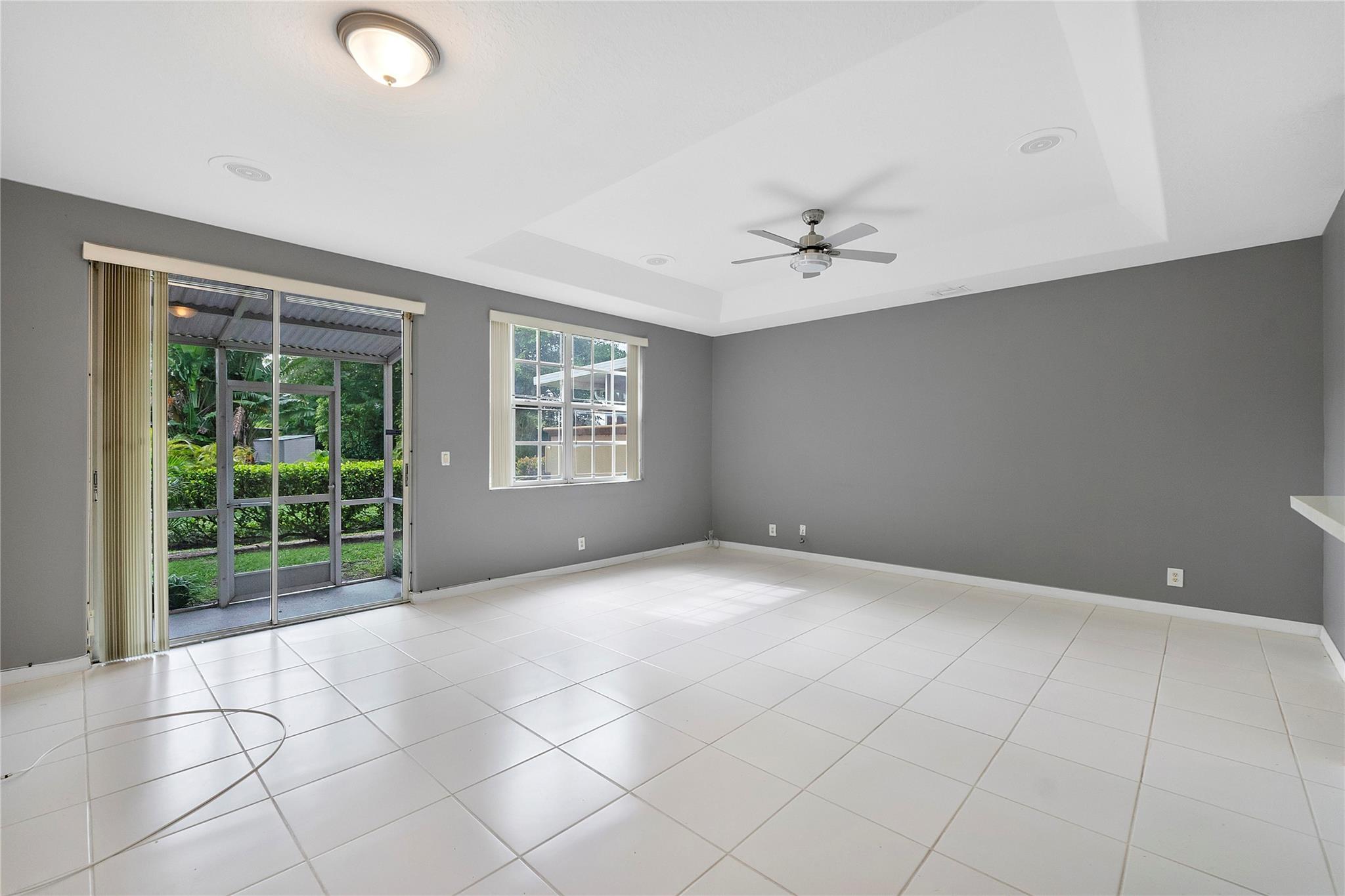 9664 Royal Palm Boulevard, Coral Springs, FL 33065