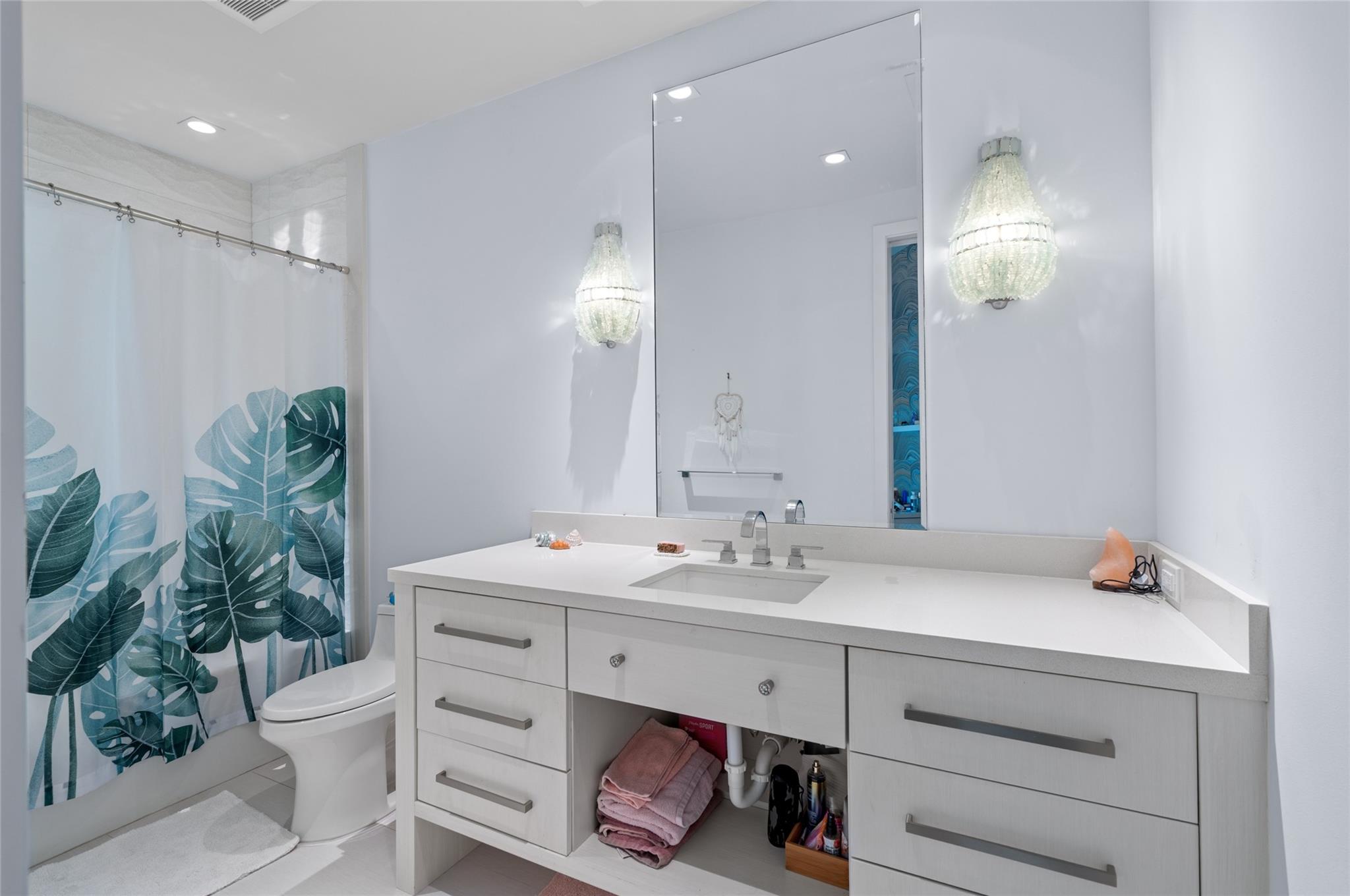 1200 SE 12th Terrace, Deerfield Beach, FL 33441