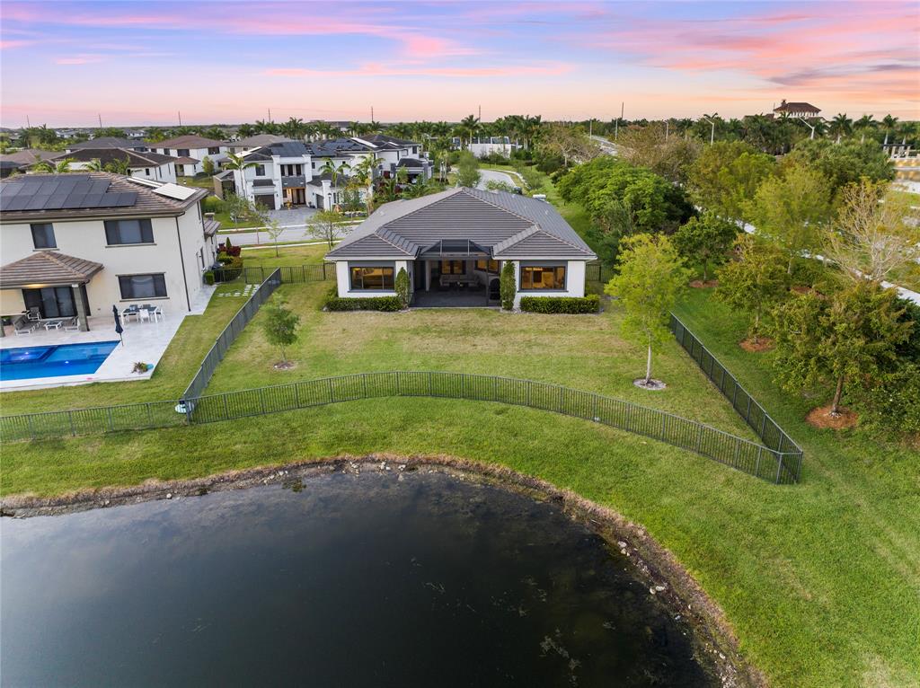 Photo for 10410 S Lago Vista Circle, Parkland, FL 33076 - Listing #FX-10434740 10410 S Lago Vista Circle, Parkland, FL 33076
