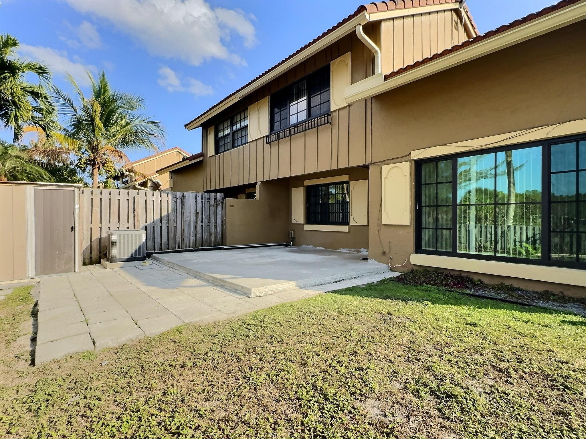 2652 Riverside Drive, Coral Springs, FL 33065