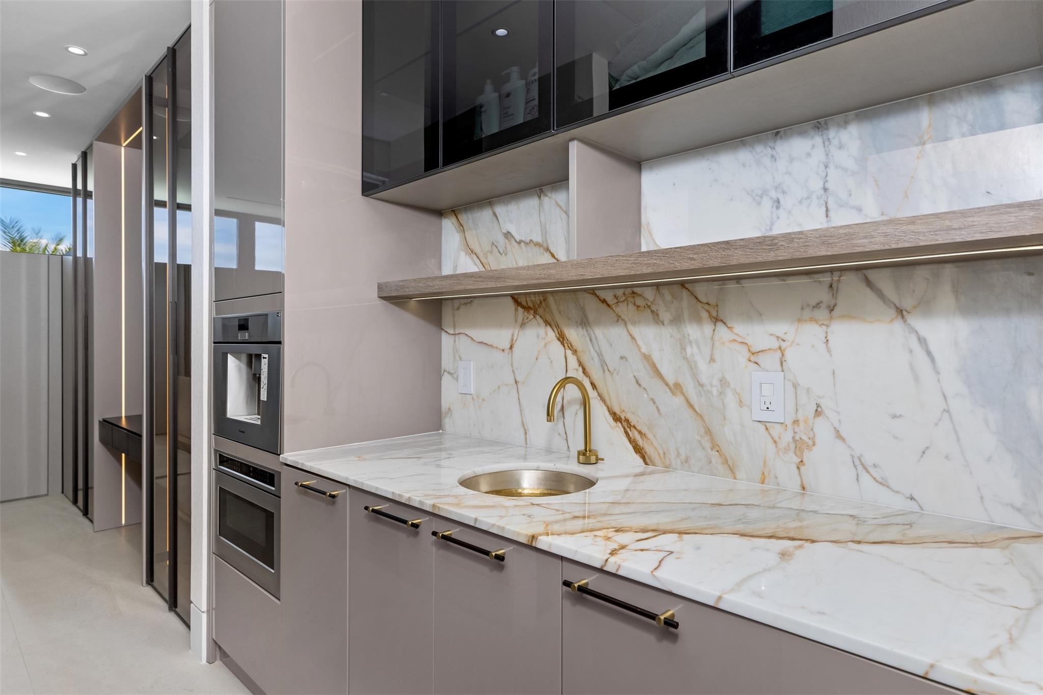 1555 SE 14th Court, Deerfield Beach, FL 33441