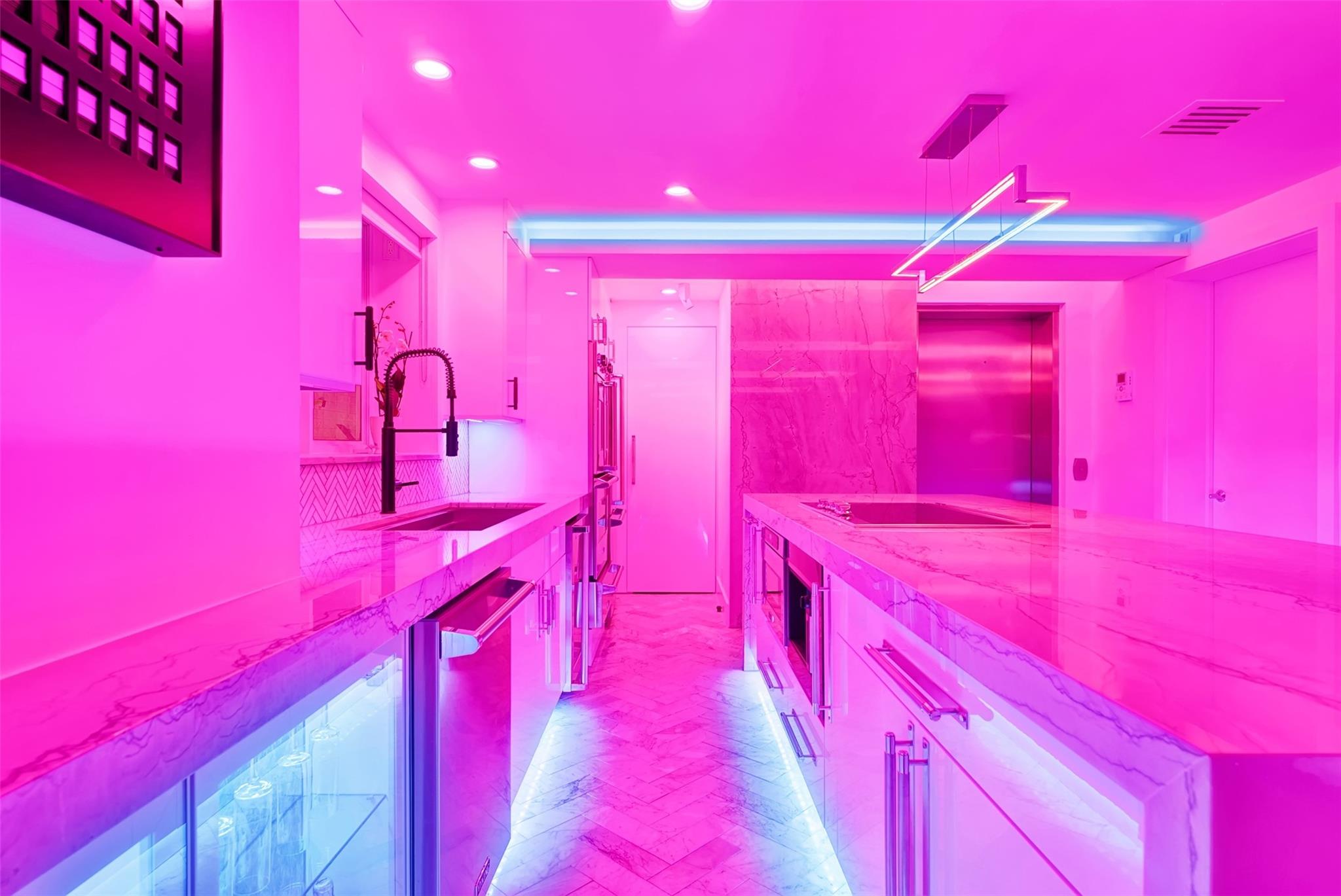 124 11th Street, Miami Beach, FL 33139