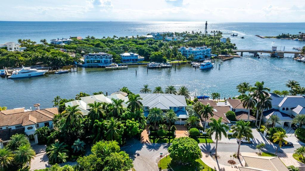 2798 NE 24th Street, Lighthouse Point, FL 33064