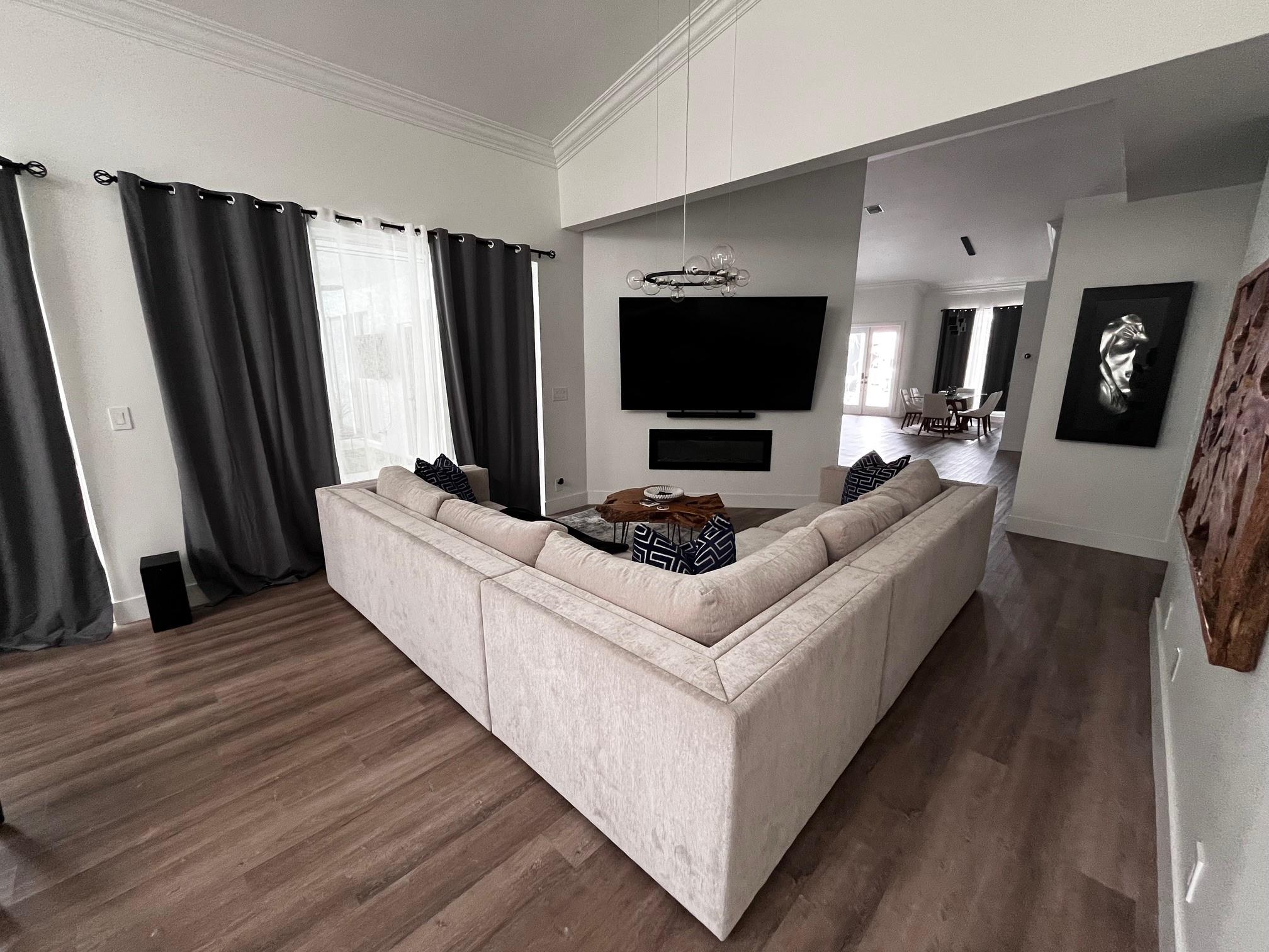 12499 Classic Drive, Coral Springs, FL 33071