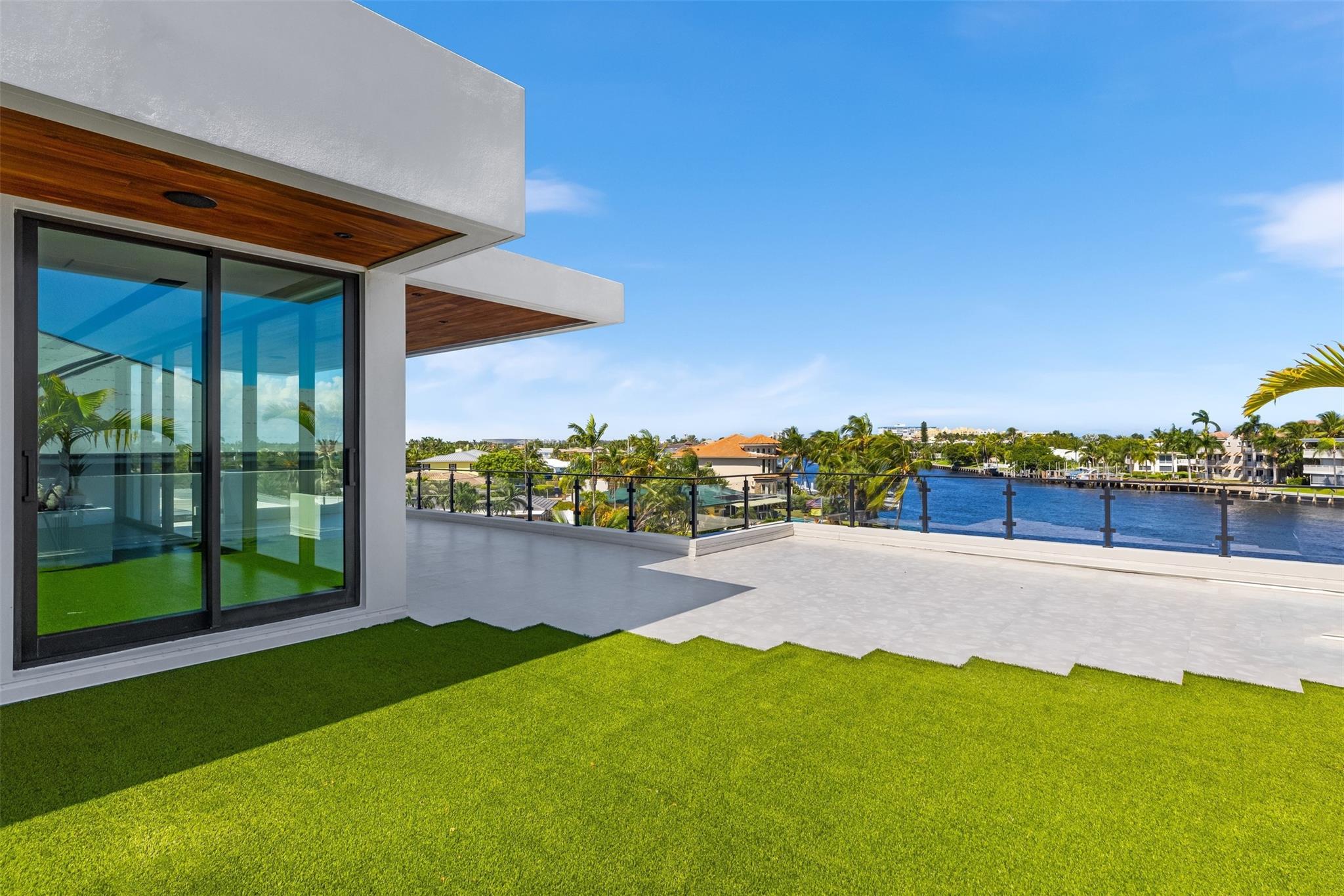 1555 SE 14th Court, Deerfield Beach, FL 33441