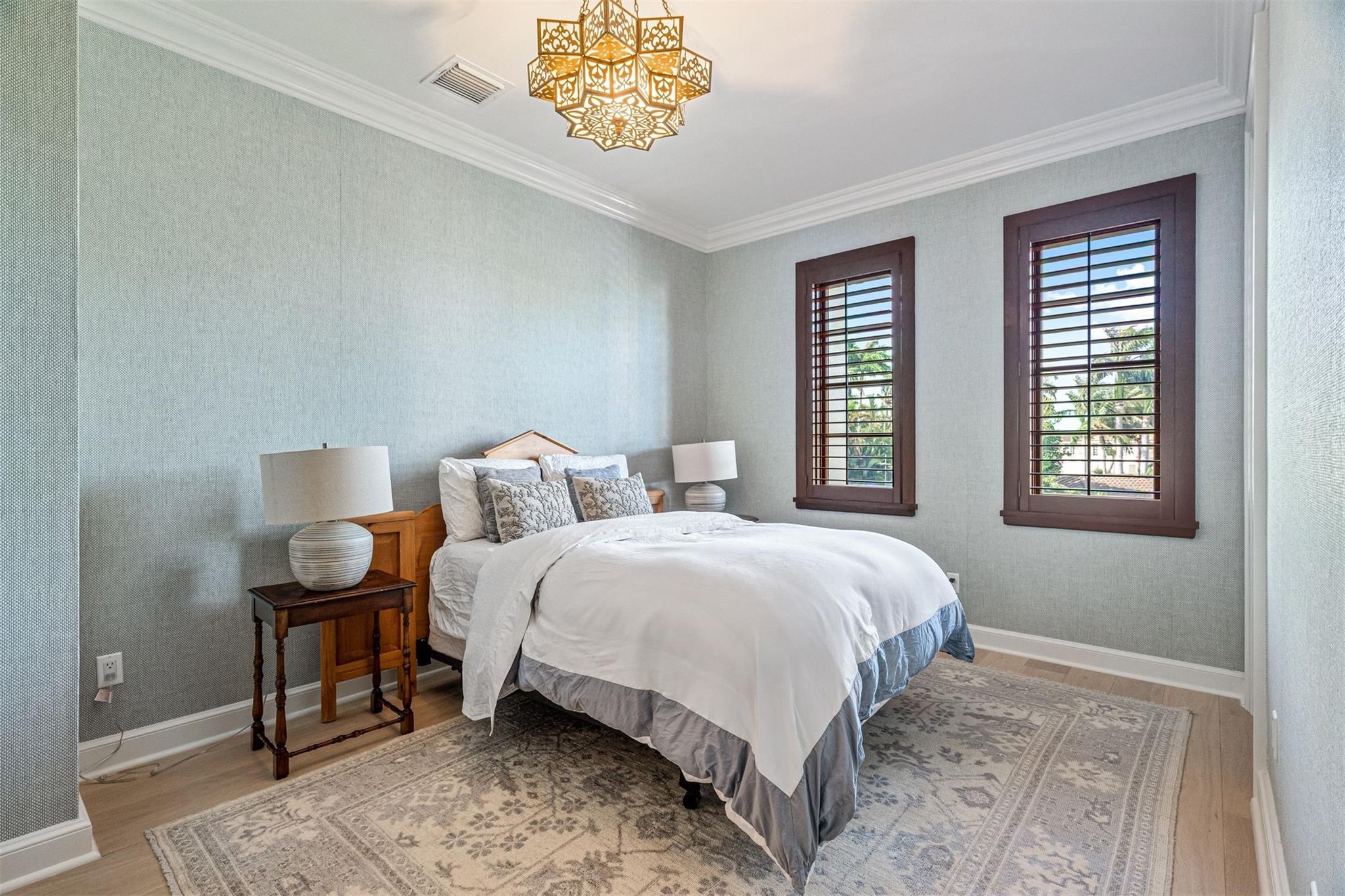 2530 Laguna Drive, Fort Lauderdale, FL 33316