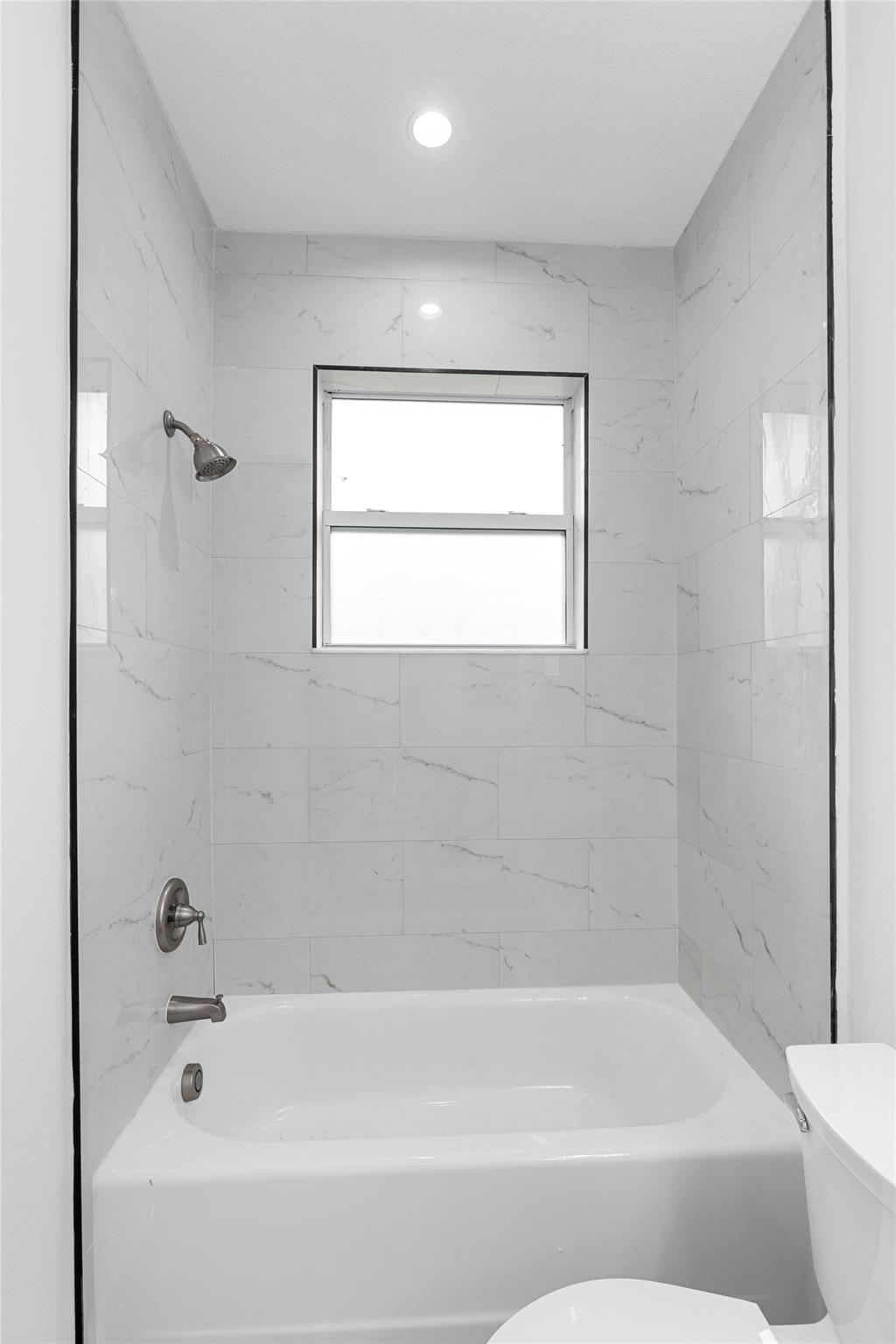 416 NE 12th Avenue, Boynton Beach, FL 33435