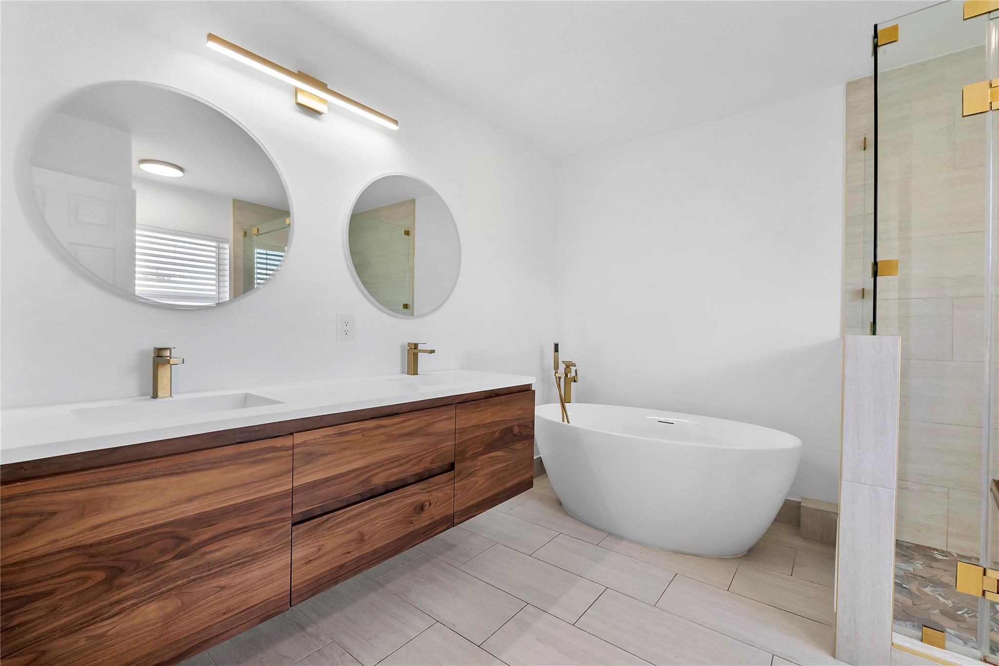 11571 NW 4th Mnr, Coral Springs, FL 33071