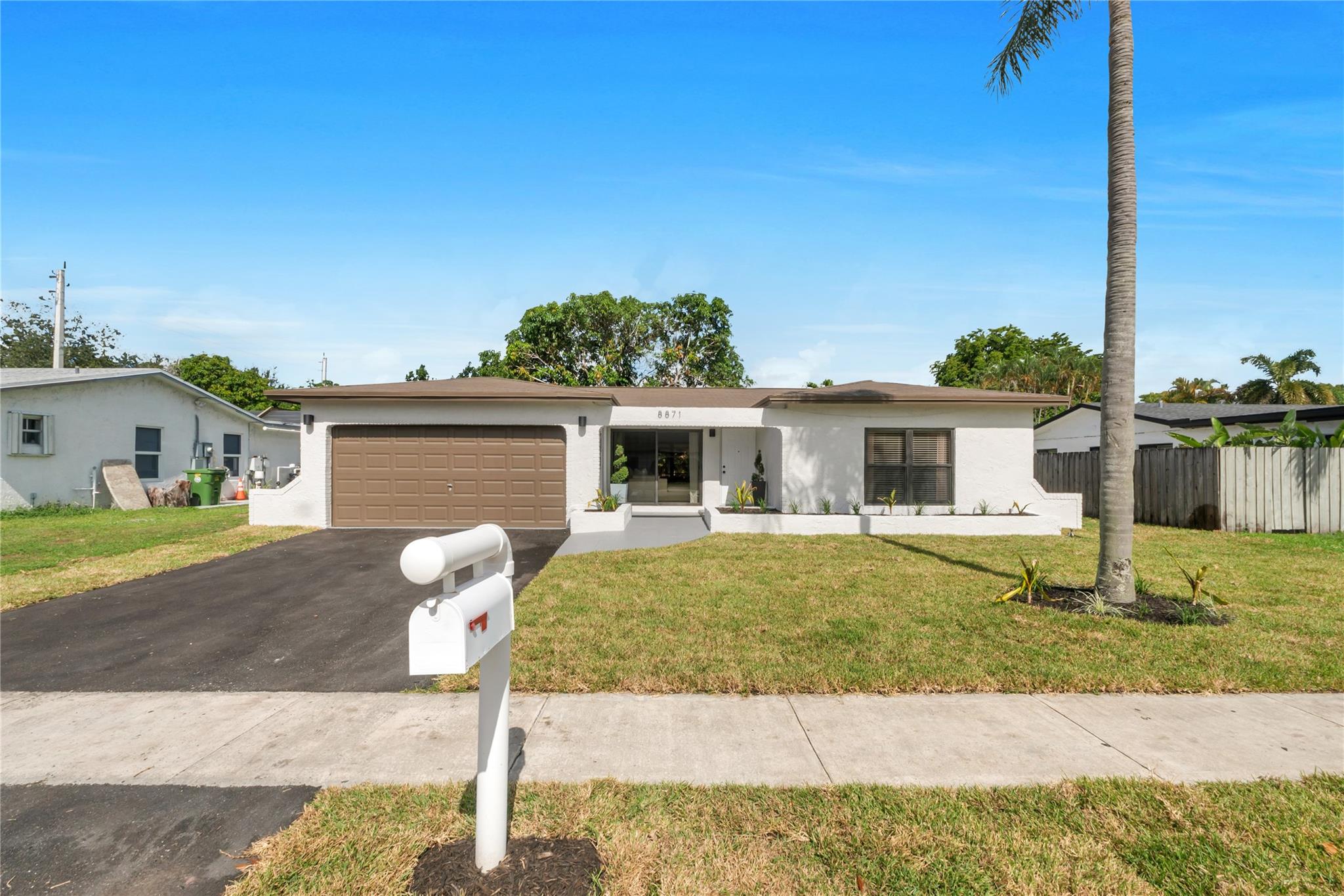 Photo for 8871 NW 3rd Street, Pembroke Pines, FL 33024 - listing #FX-10536825 8871 NW 3rd Street, Pembroke Pines, FL 33024
