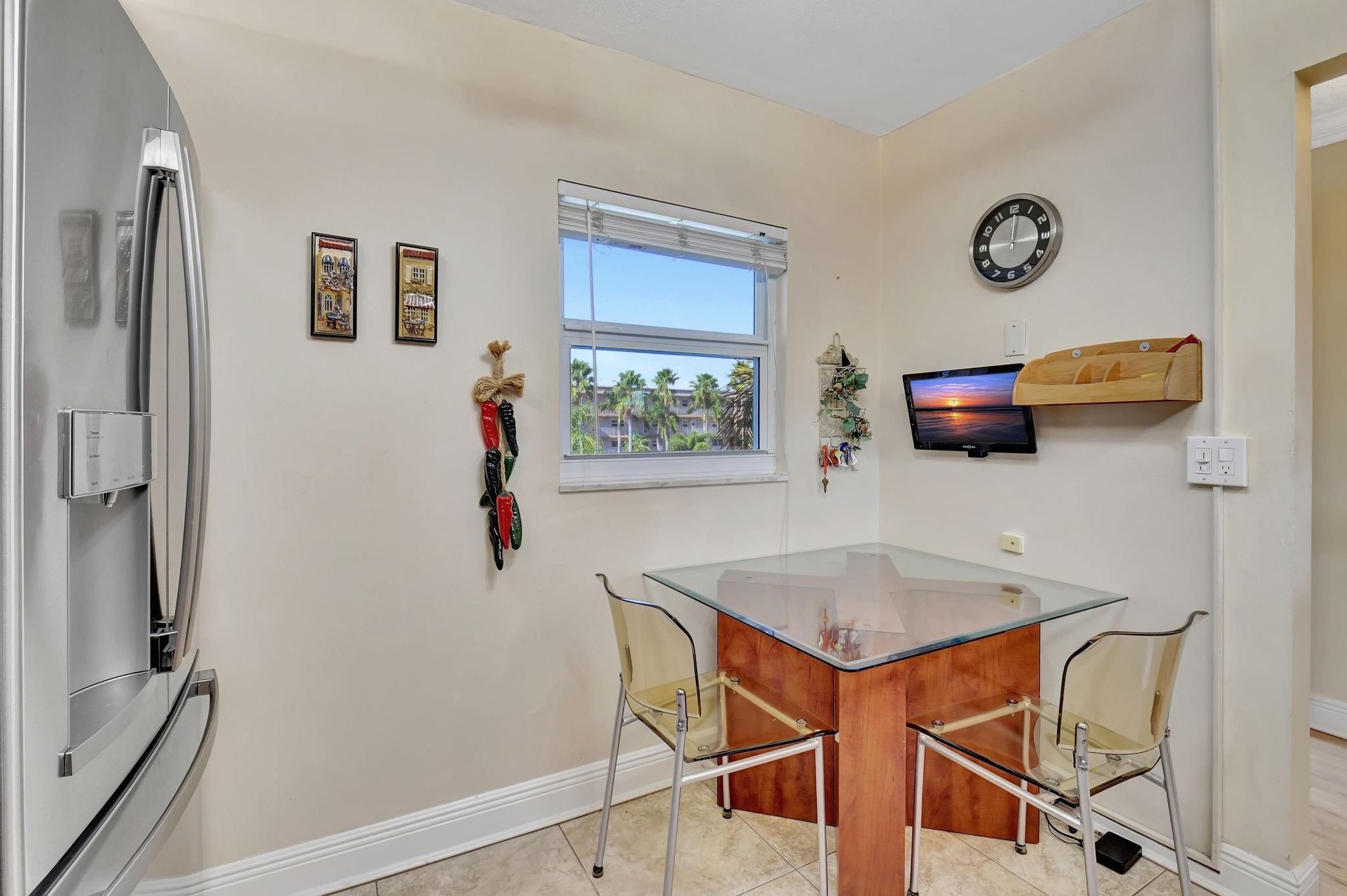 Photo for 2620 NE 1st Court, 311, Boynton Beach, FL 33435 - Listing #FX-10474605 2620 NE 1st Court, 311, Boynton Beach, FL 33435