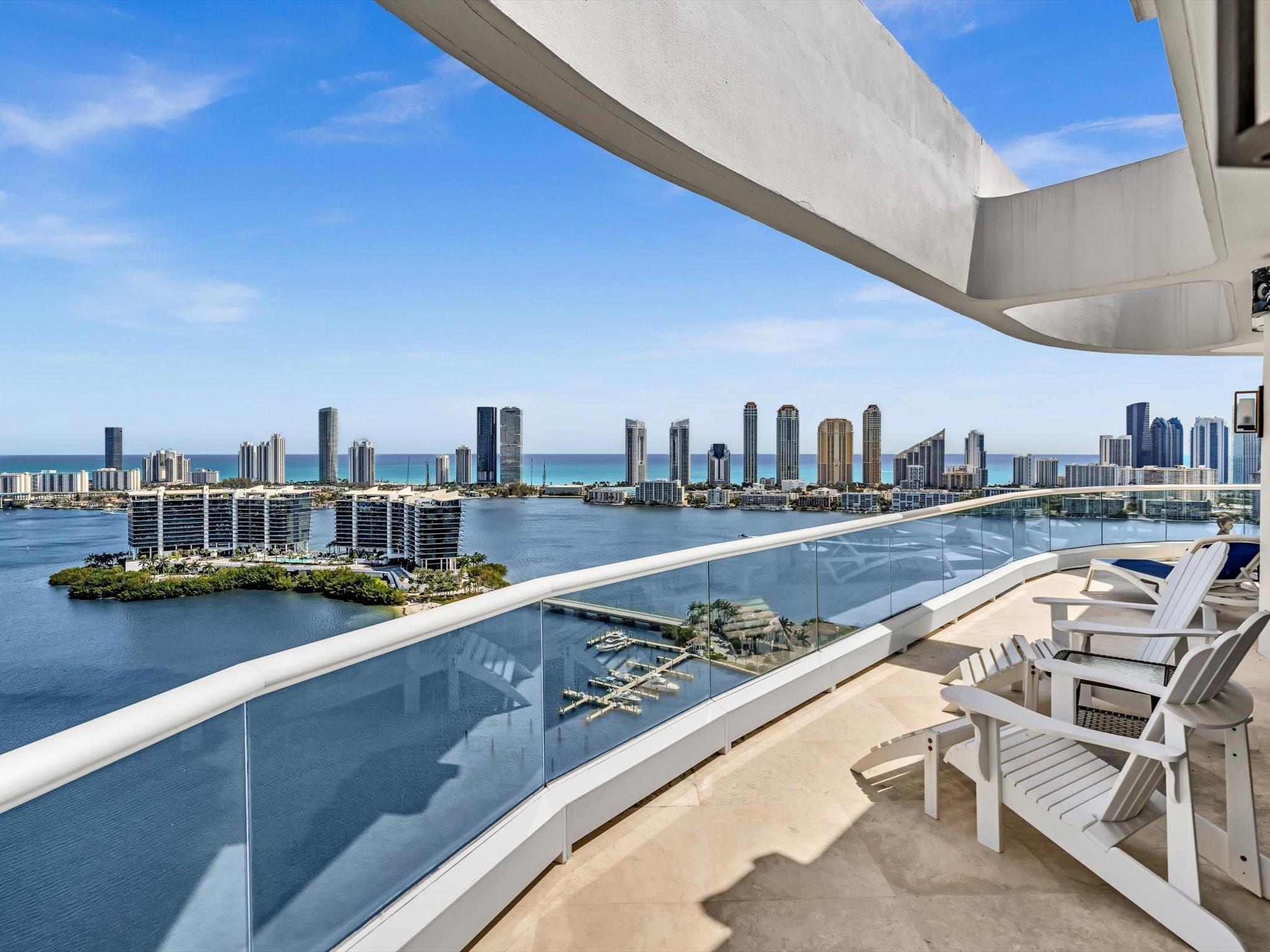 Photo for 7000 Island Boulevard, PH-06, Aventura, FL 33160 - Listing #FX-10485517 7000 Island Boulevard, PH-06, Aventura, FL 33160