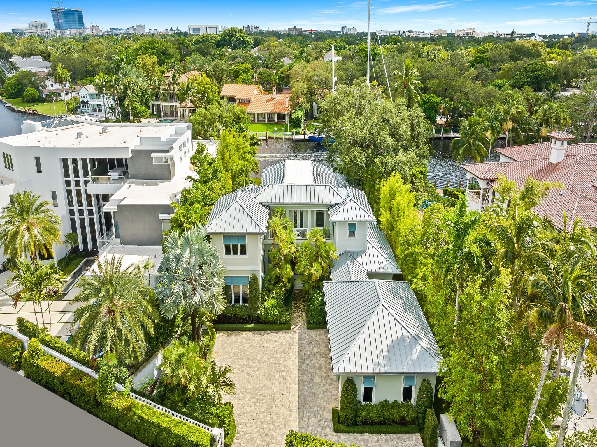 1110 SE 4th Street, Fort Lauderdale, FL 33301