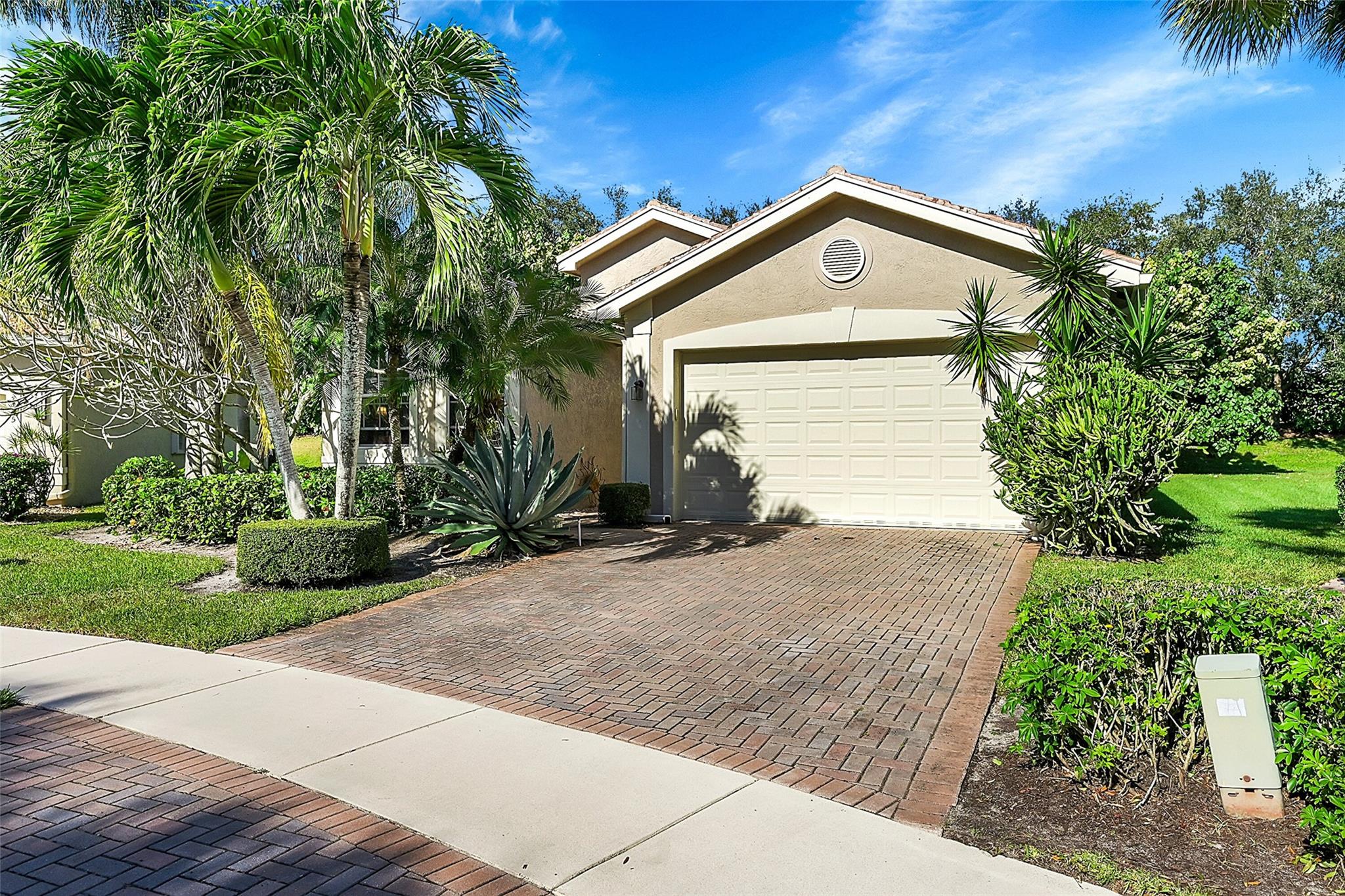 Photo for 7756 Kingsley Palm Terrace, Lake Worth, FL 33467 - Listing #FX-10509198 7756 Kingsley Palm Terrace, Lake Worth, FL 33467