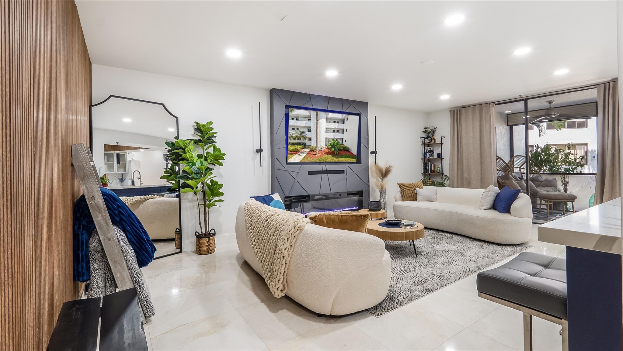 Photo for 1410 Sheridan Street, 7i, Hollywood, FL 33020 - Listing #FX-10526749 1410 Sheridan Street, 7i, Hollywood, FL 33020