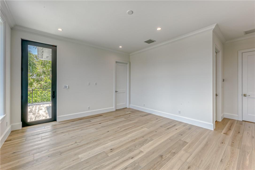 1725 SE 8th Street, Fort Lauderdale, FL 33316