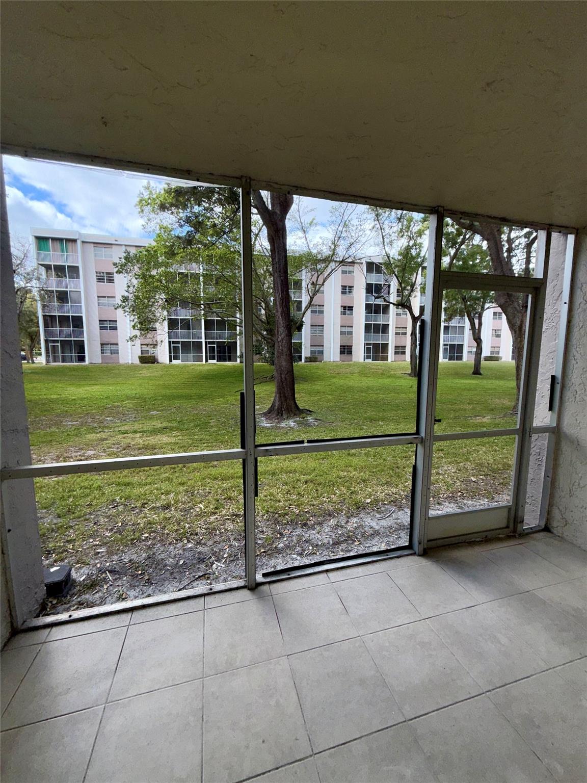 1200 NW 87th Avenue 114, Coral Springs, FL 33071