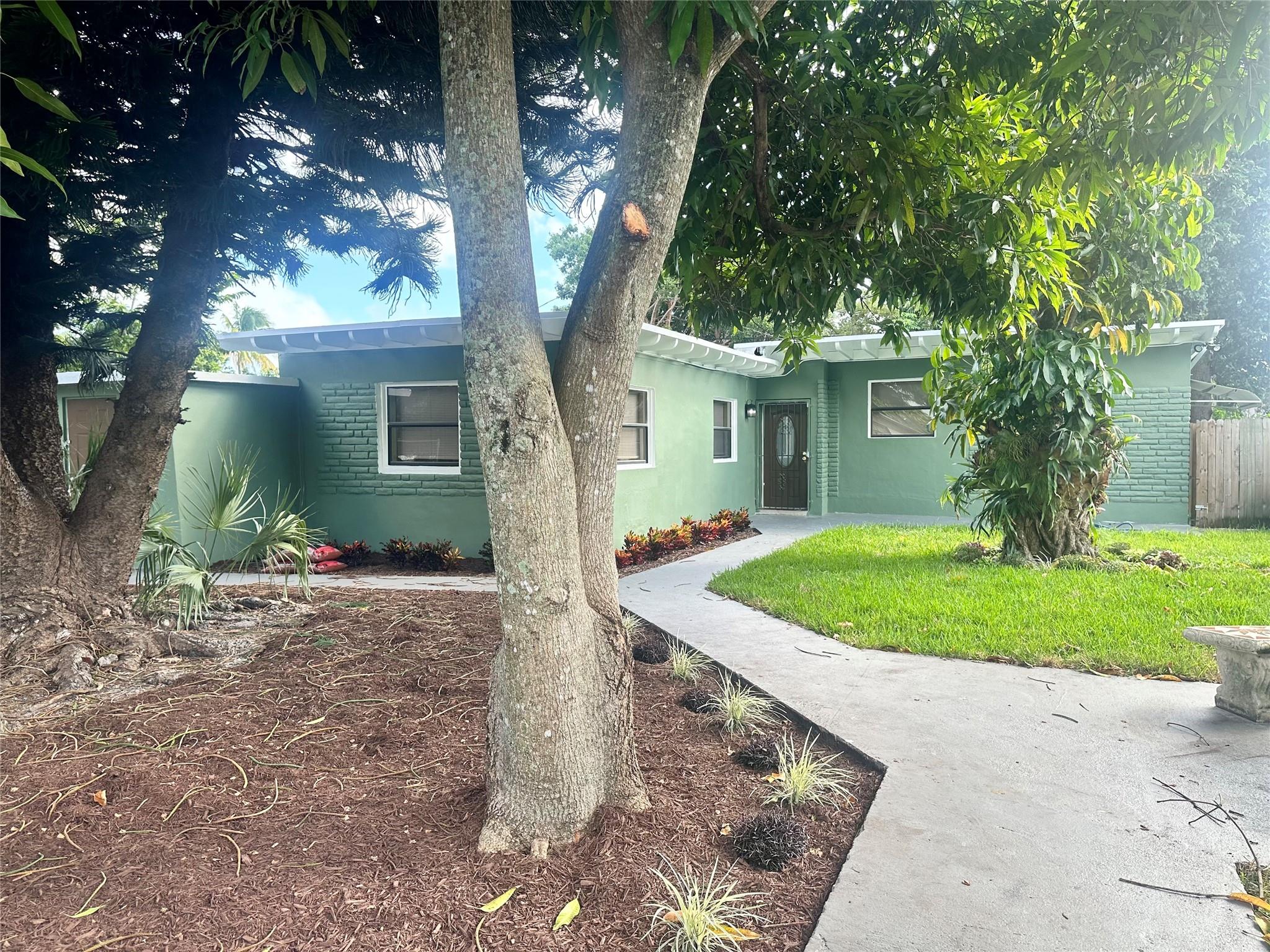 Photo for 260 NW 106th Street, Miami, FL 33150 - listing #FX-10533592 260 NW 106th Street, Miami, FL 33150