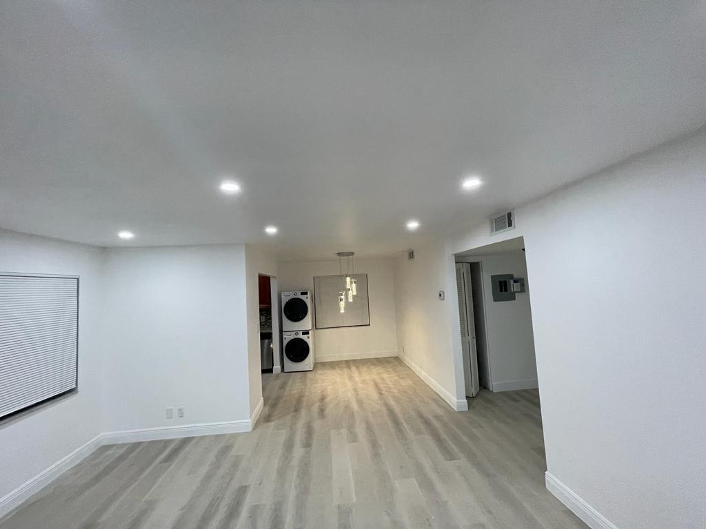 11660 NW 45 Street 1, Coral Springs, FL 33065