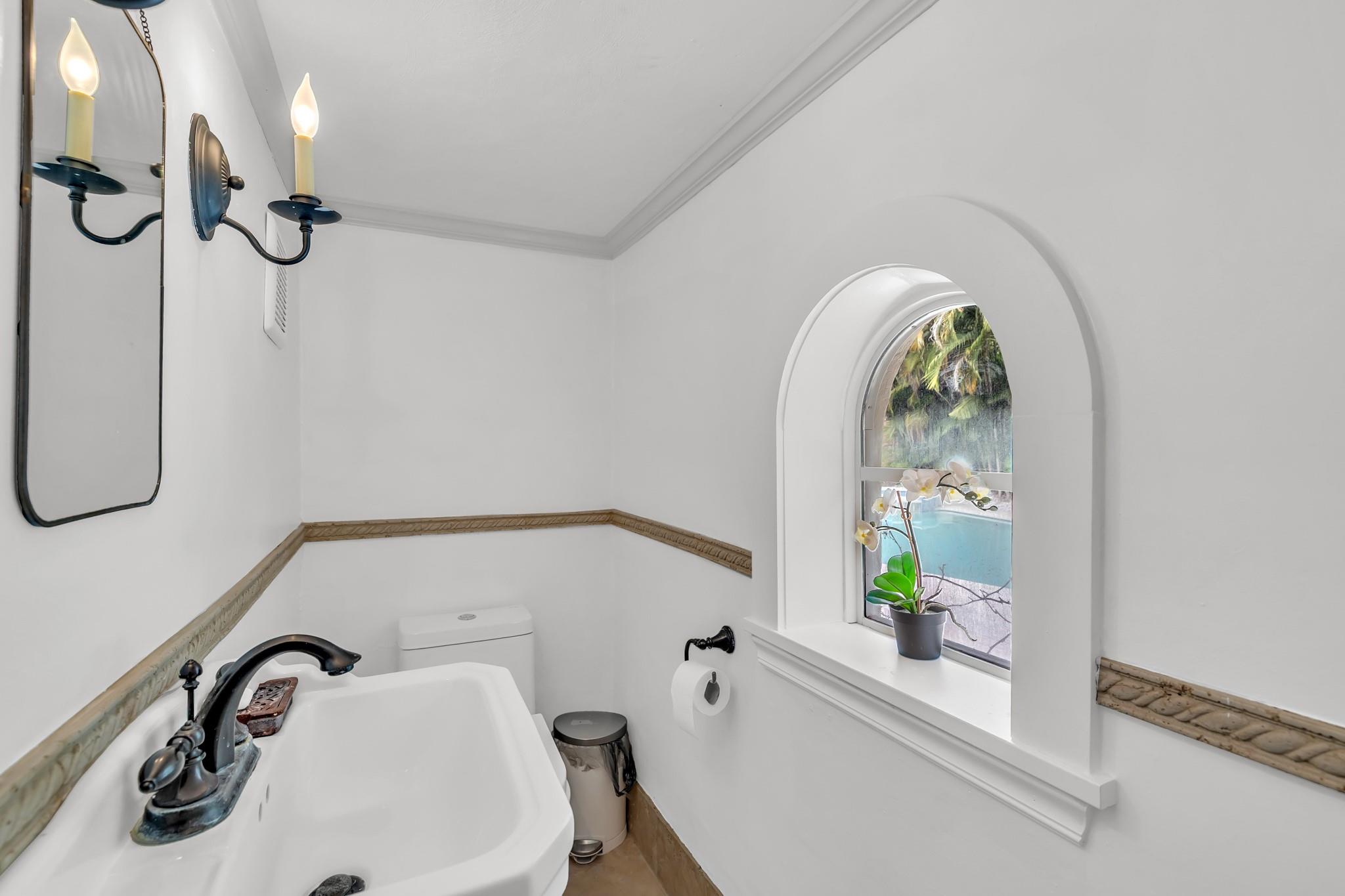 5960 N Bayshore Drive, Miami, FL 33137