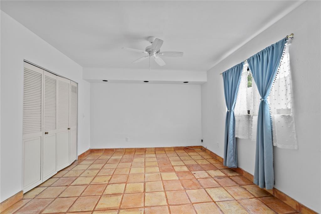 2924 Day Avenue N211, Miami, FL 33133