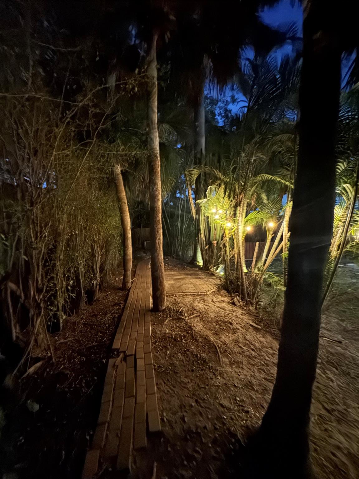 19667 Delaware Circle, Boca Raton, FL 33434