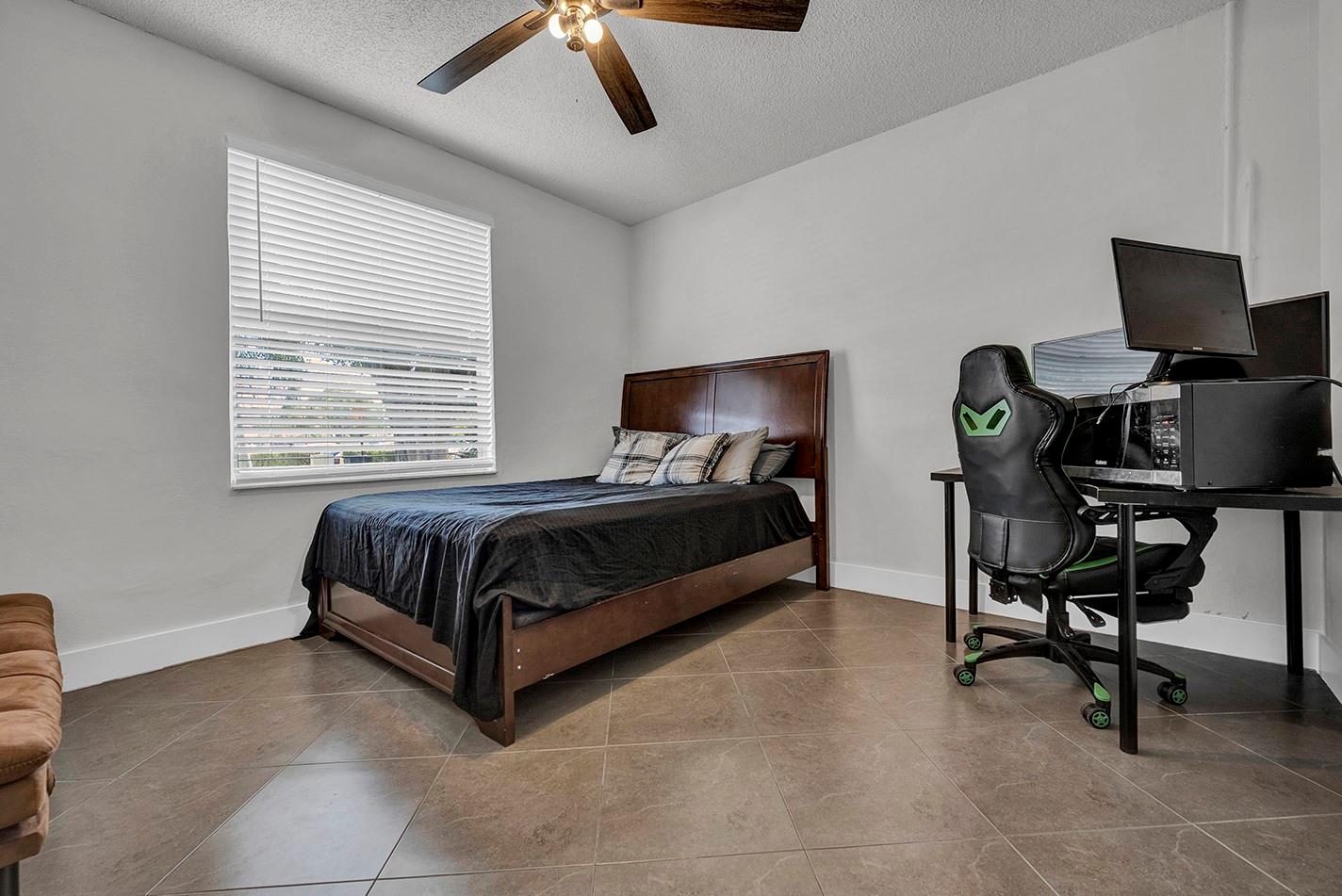 19667 Delaware Circle, Boca Raton, FL 33434