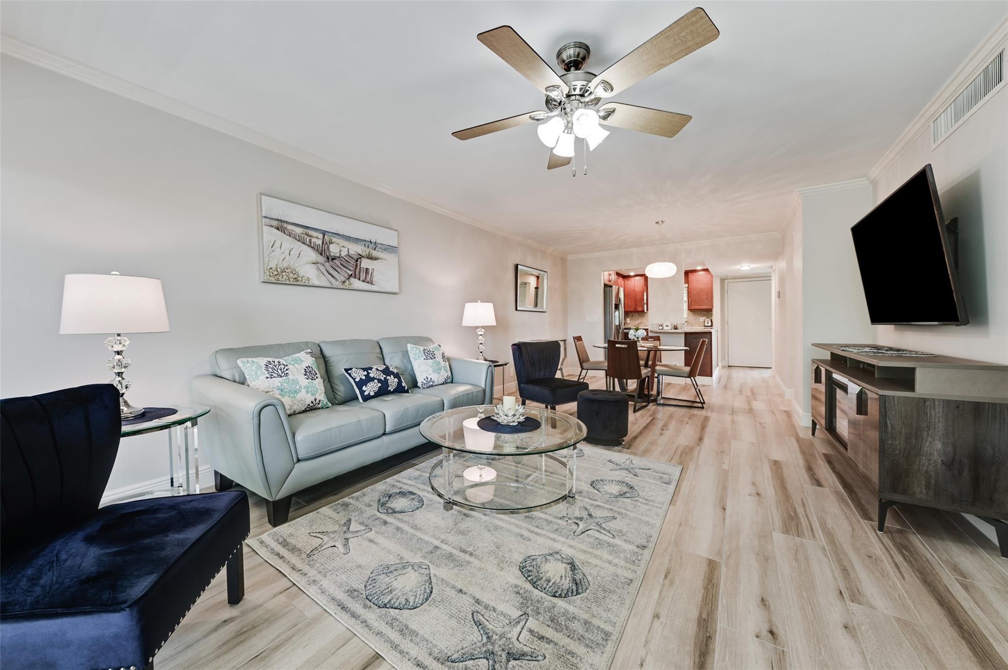 773 Jeffery Street 4-305, Boca Raton, FL 33487