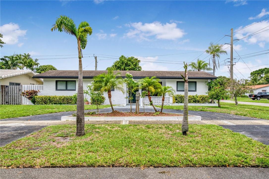Photo for 2224 N 35th Avenue, Hollywood, FL 33021 - listing #FX-10535594 2224 N 35th Avenue, Hollywood, FL 33021