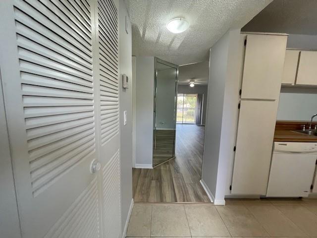 8850 Royal Palm Boulevard 203, Coral Springs, FL 33065