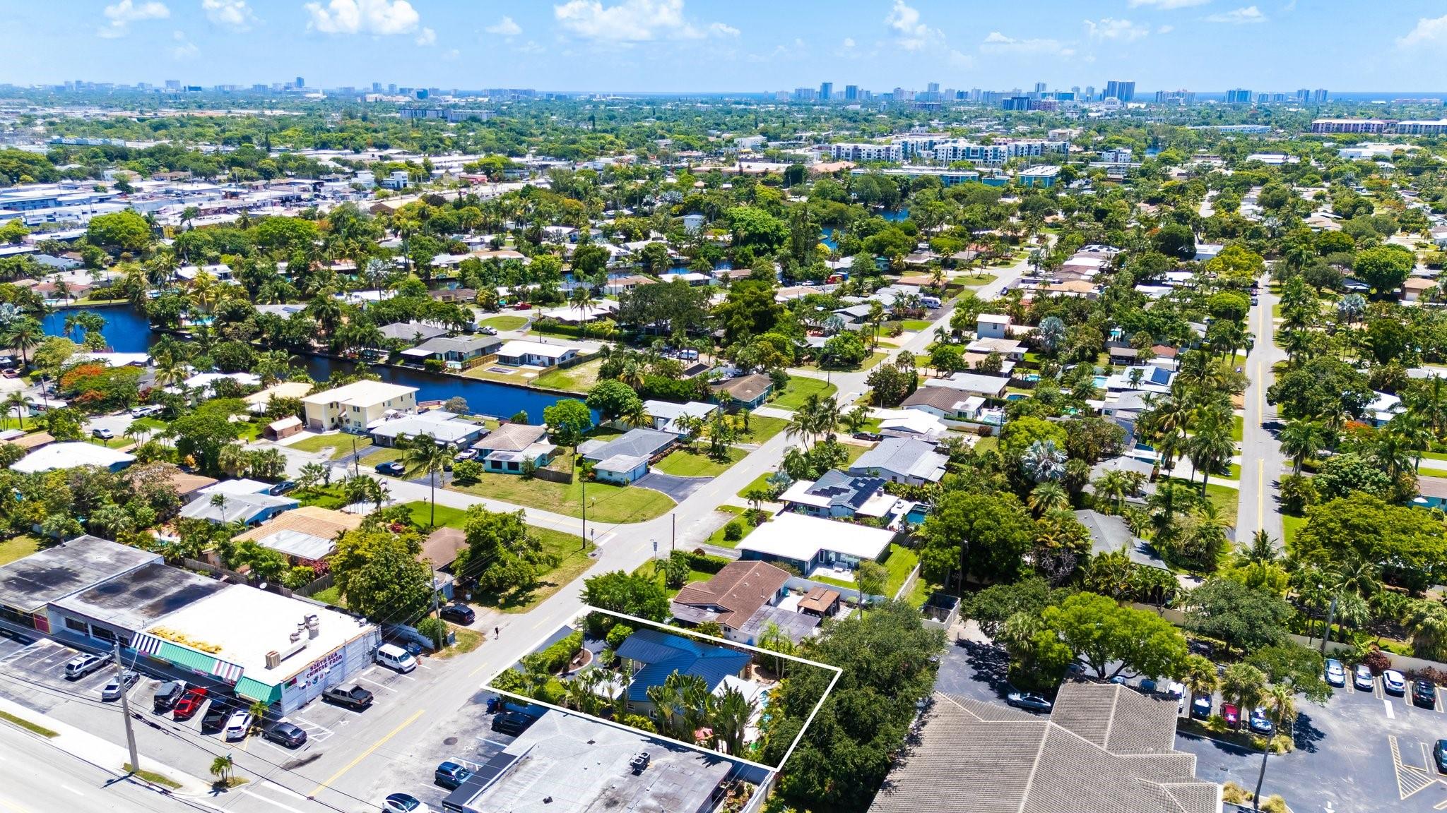 Photo for 8 NE 29th Street, Wilton Manors, FL 33334 - Listing #FX-10526644 8 NE 29th Street, Wilton Manors, FL 33334