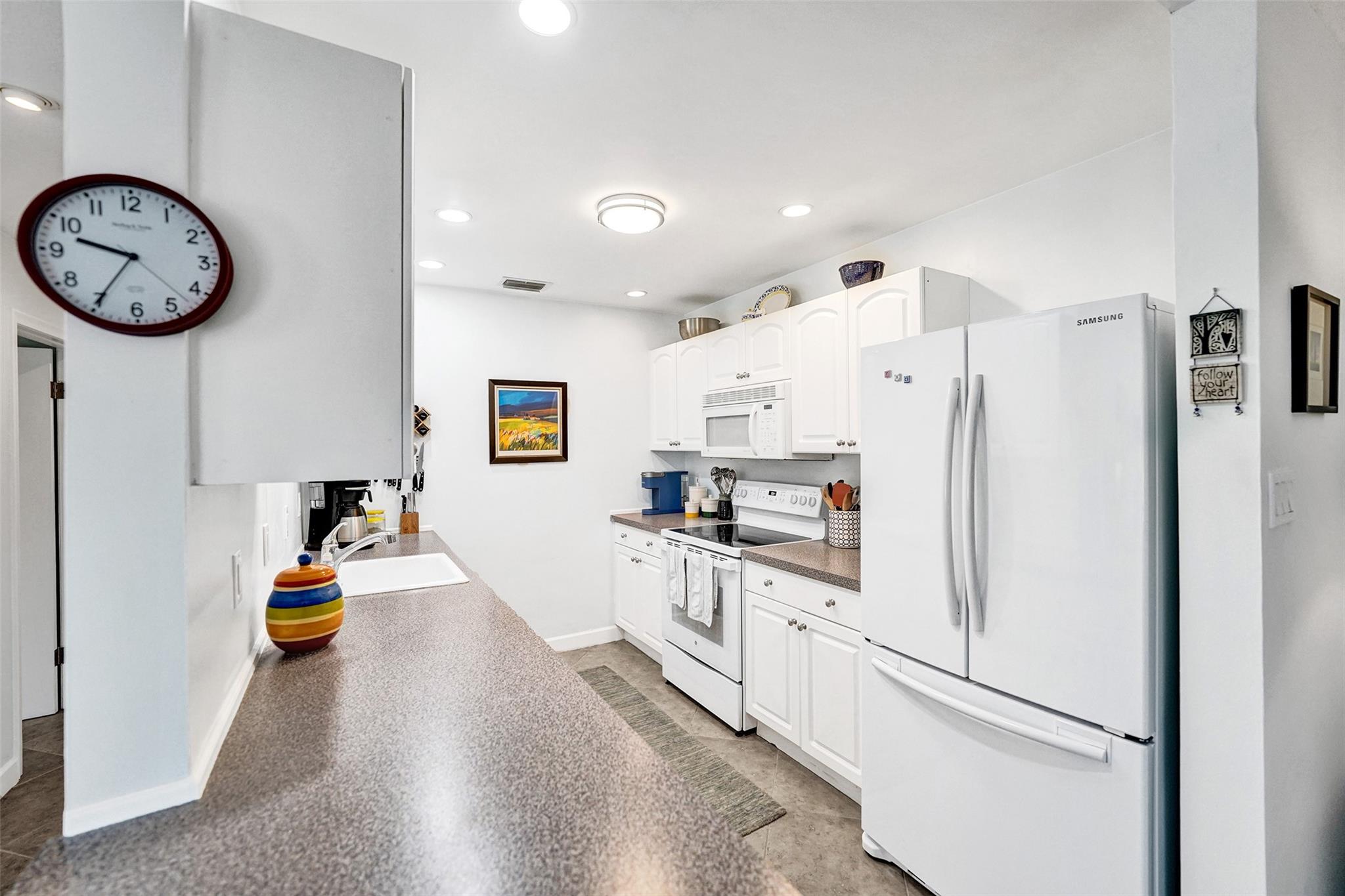 Photo for 1940 NE 2nd Avenue, 205J, Wilton Manors, FL 33305 - Listing #FX-10522645 1940 NE 2nd Avenue, 205J, Wilton Manors, FL 33305